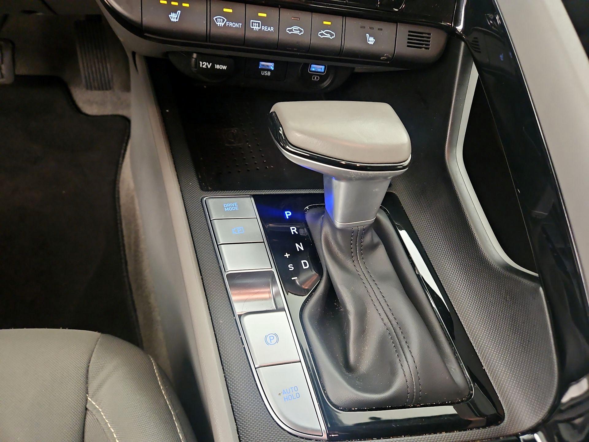 Thumbnail: 2023 Hyundai Elantra - 18