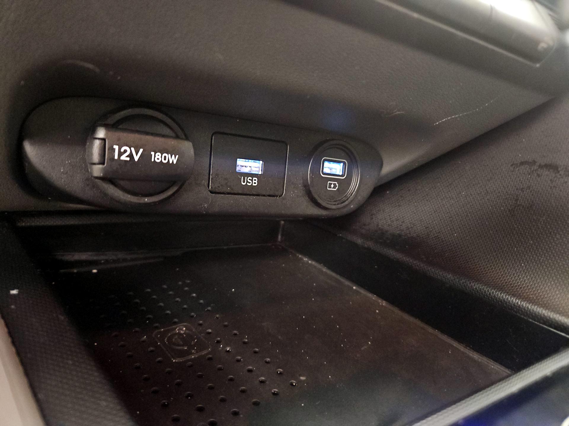 Thumbnail: 2023 Hyundai Elantra - 19