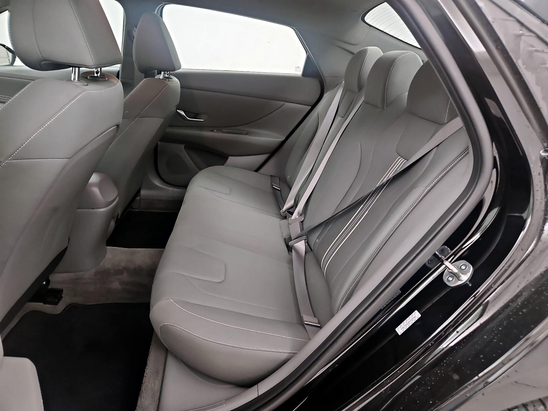 Thumbnail: 2023 Hyundai Elantra - 20