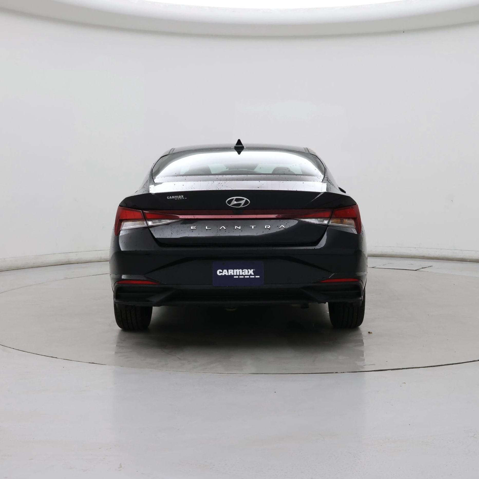 Thumbnail: 2023 Hyundai Elantra - 6