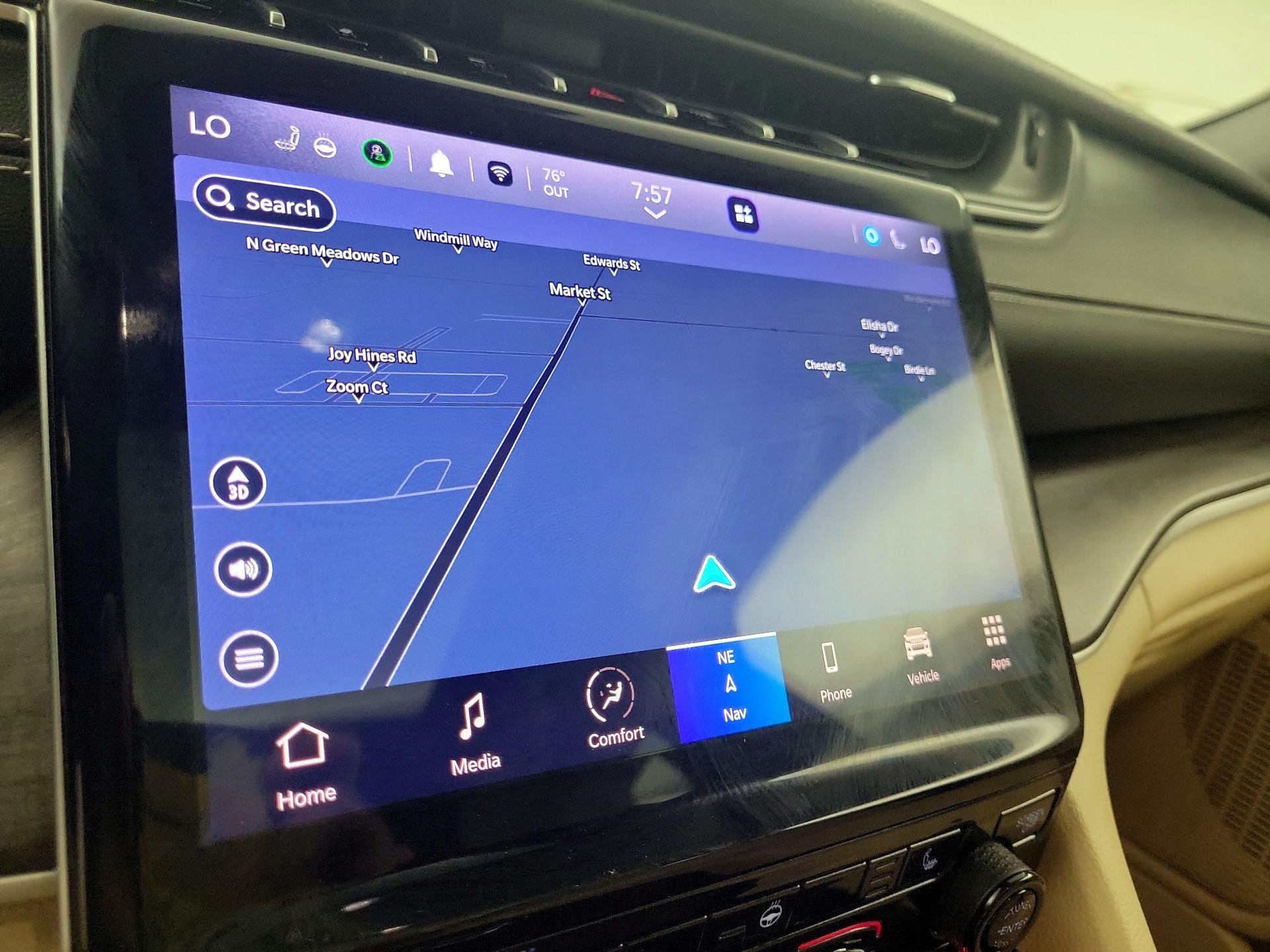 Thumbnail: 2023 Jeep Grand Cherokee - 12