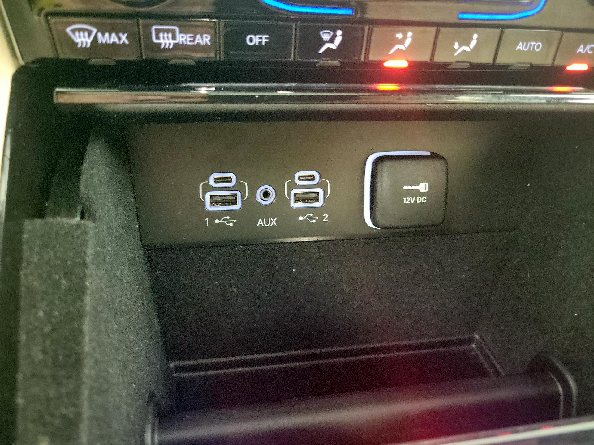 Thumbnail: 2023 Jeep Grand Cherokee - 17