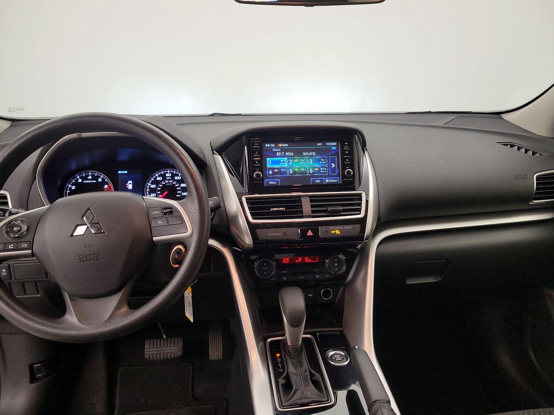 Thumbnail: 2020 Mitsubishi Eclipse Cross - 9