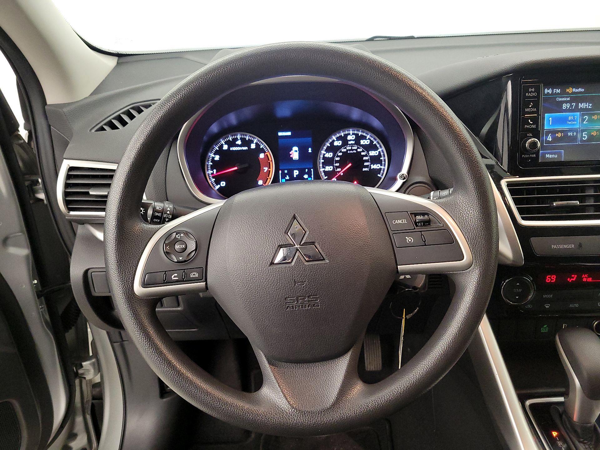 Thumbnail: 2020 Mitsubishi Eclipse Cross - 10