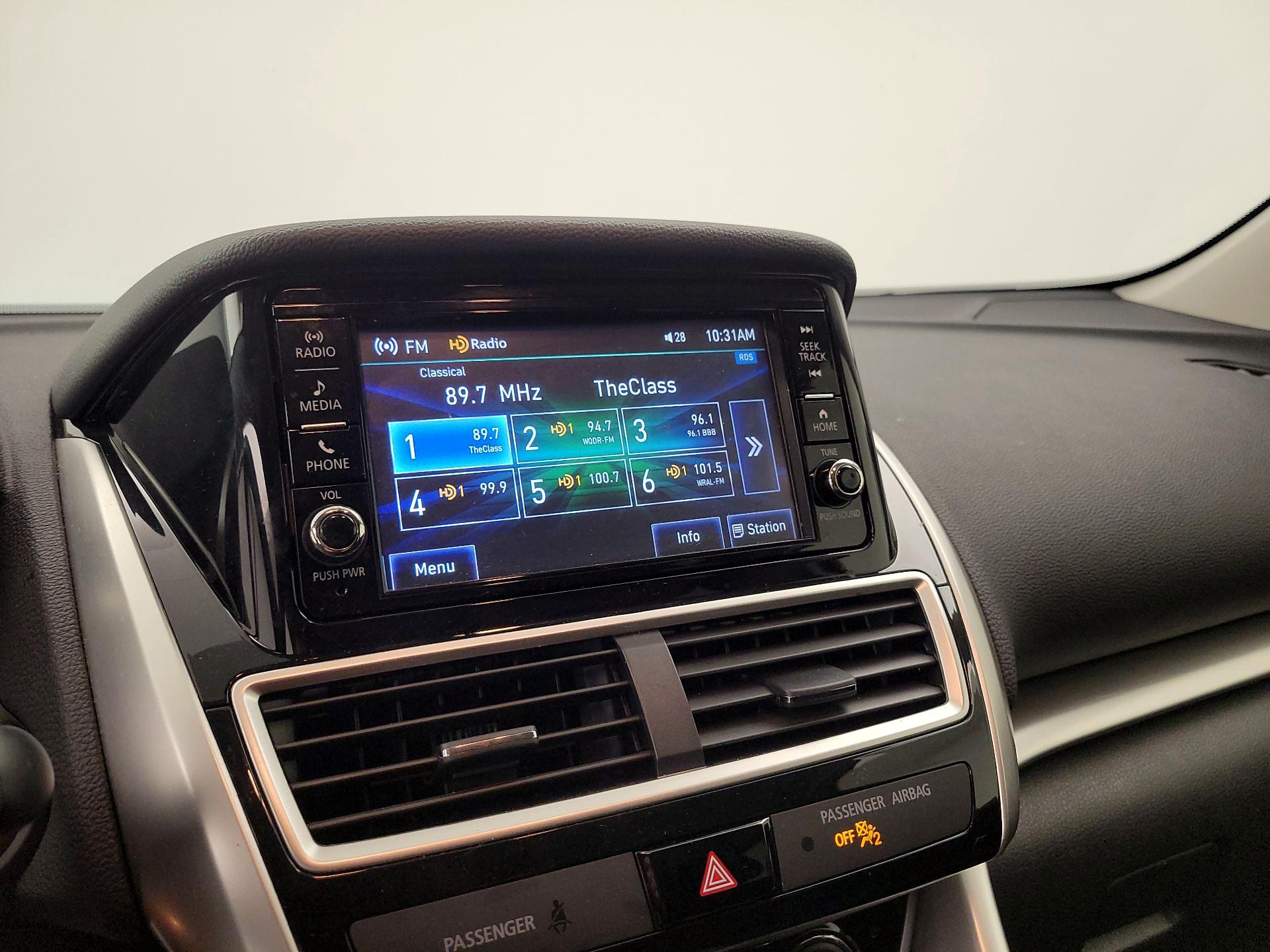 Thumbnail: 2020 Mitsubishi Eclipse Cross - 15