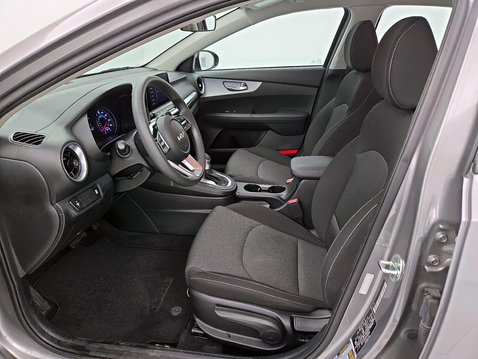 Thumbnail: 2023 Kia Forte - 11