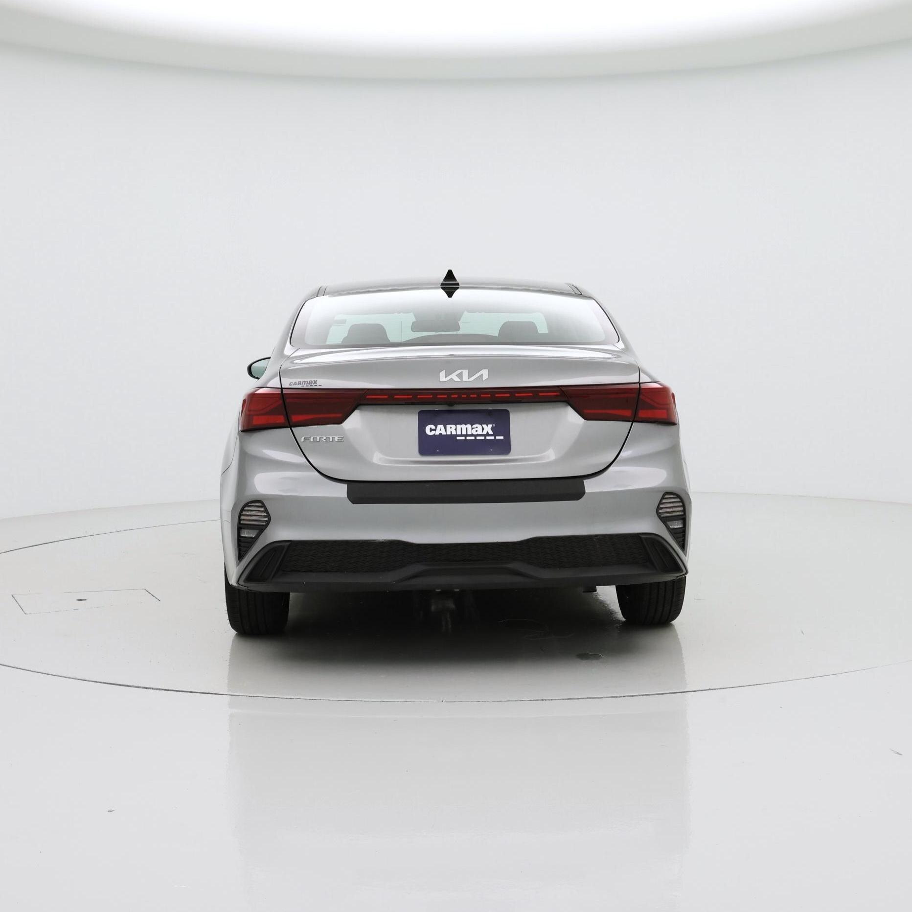 Thumbnail: 2023 Kia Forte - 6