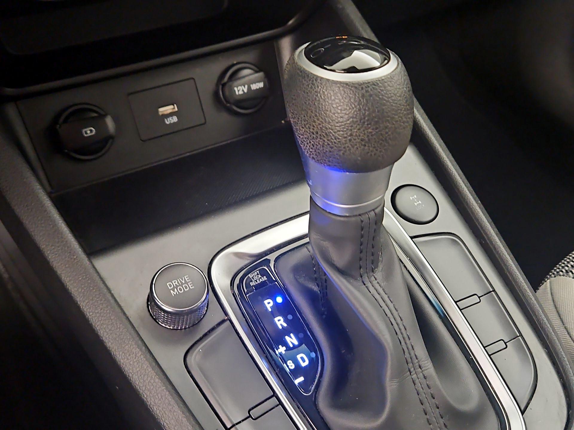 Thumbnail: 2022 Hyundai Kona - 17