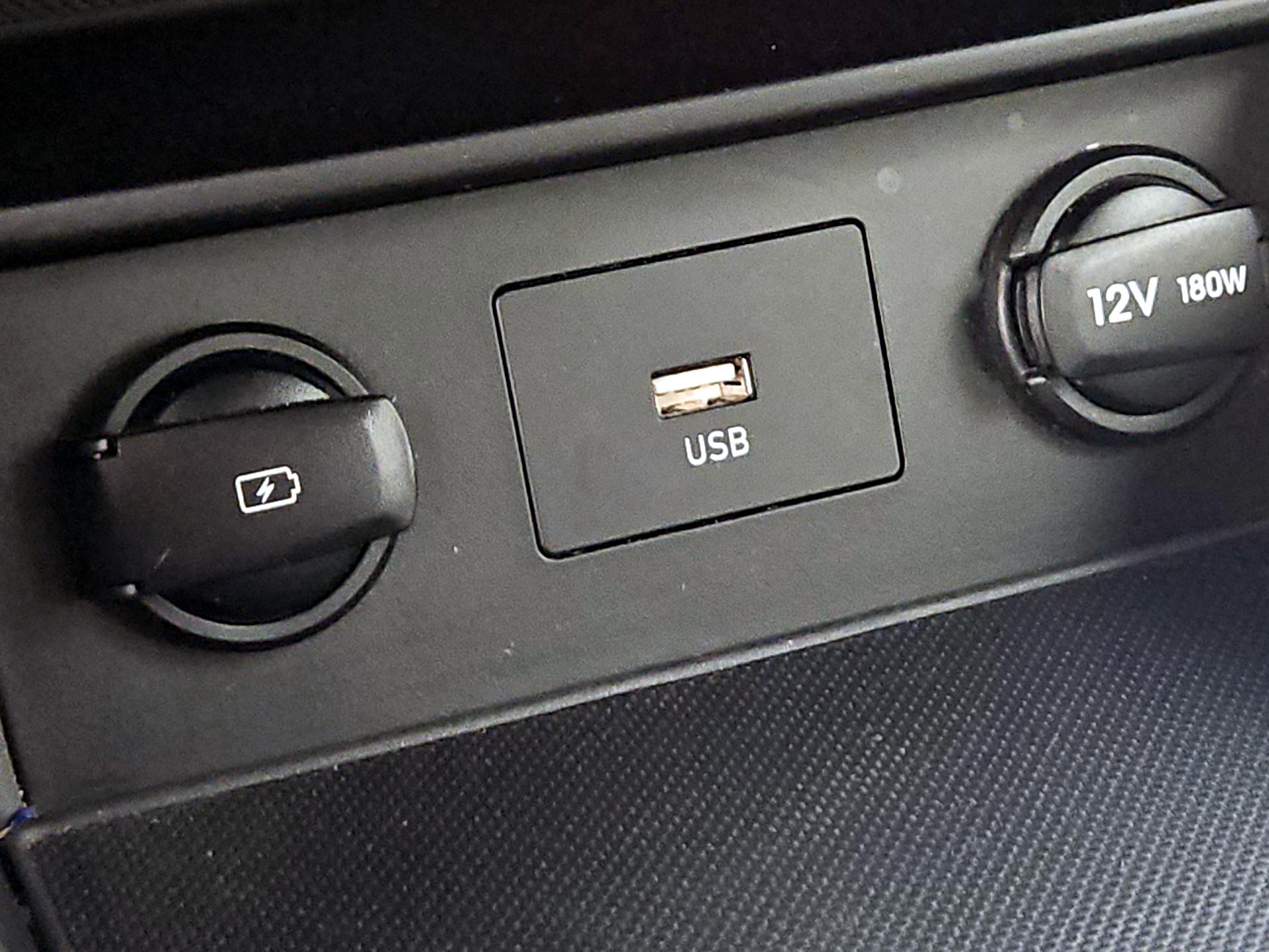 Thumbnail: 2022 Hyundai Kona - 18