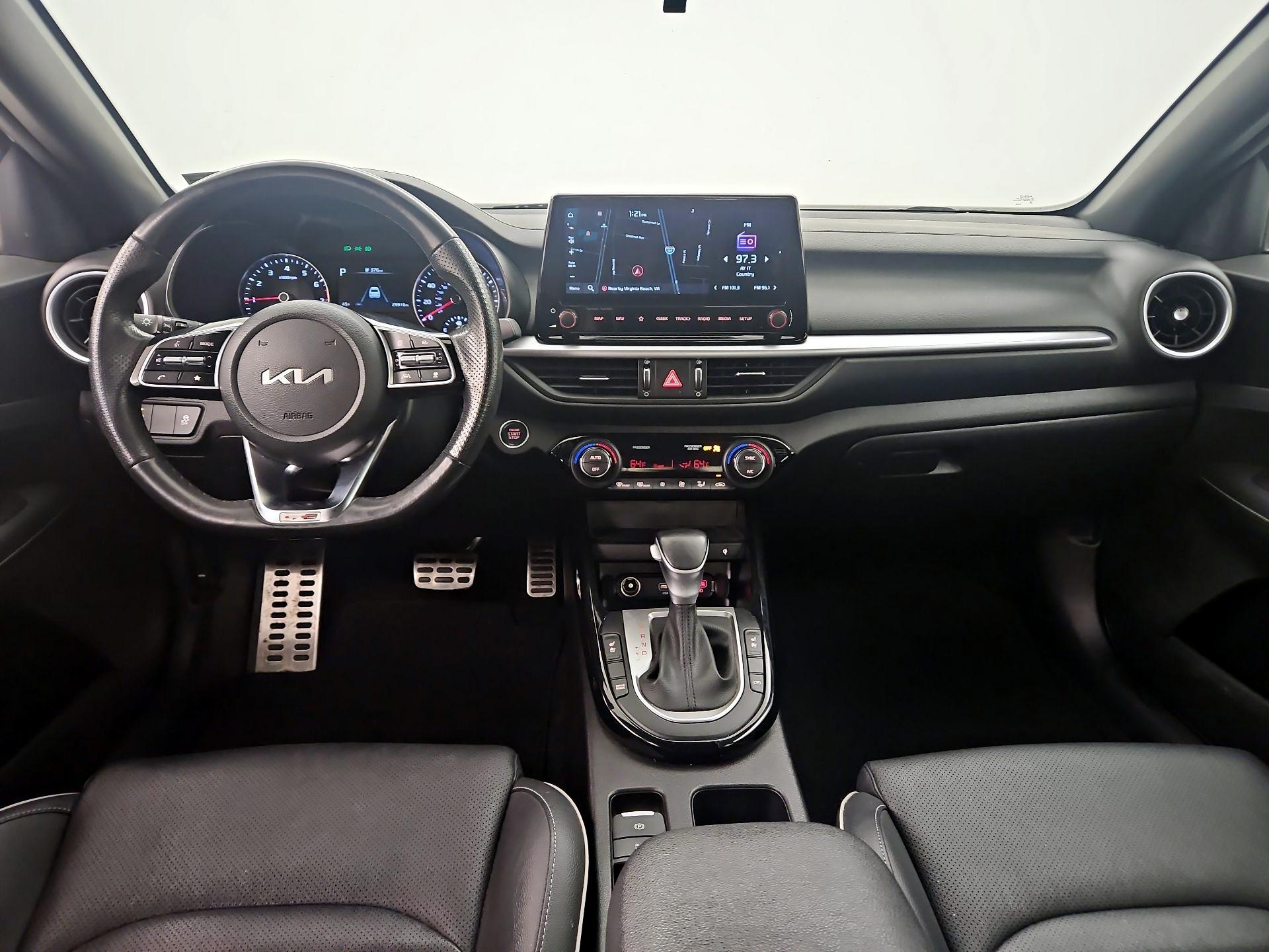 Thumbnail: 2023 Kia Forte - 9