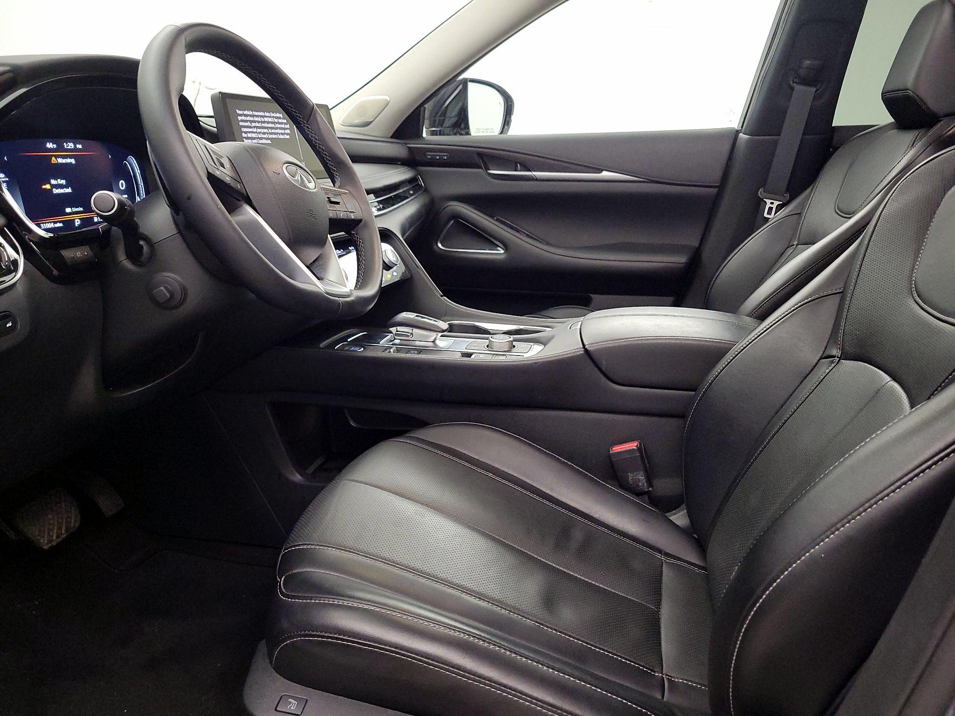 Thumbnail: 2023 INFINITI QX60 - 11