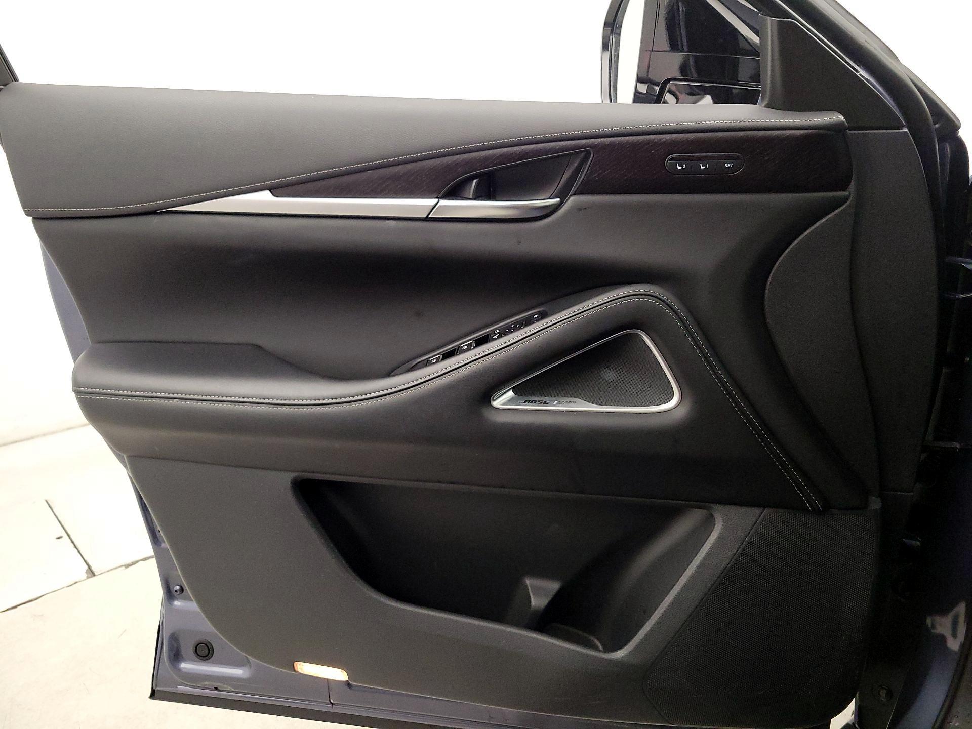 Thumbnail: 2023 INFINITI QX60 - 12