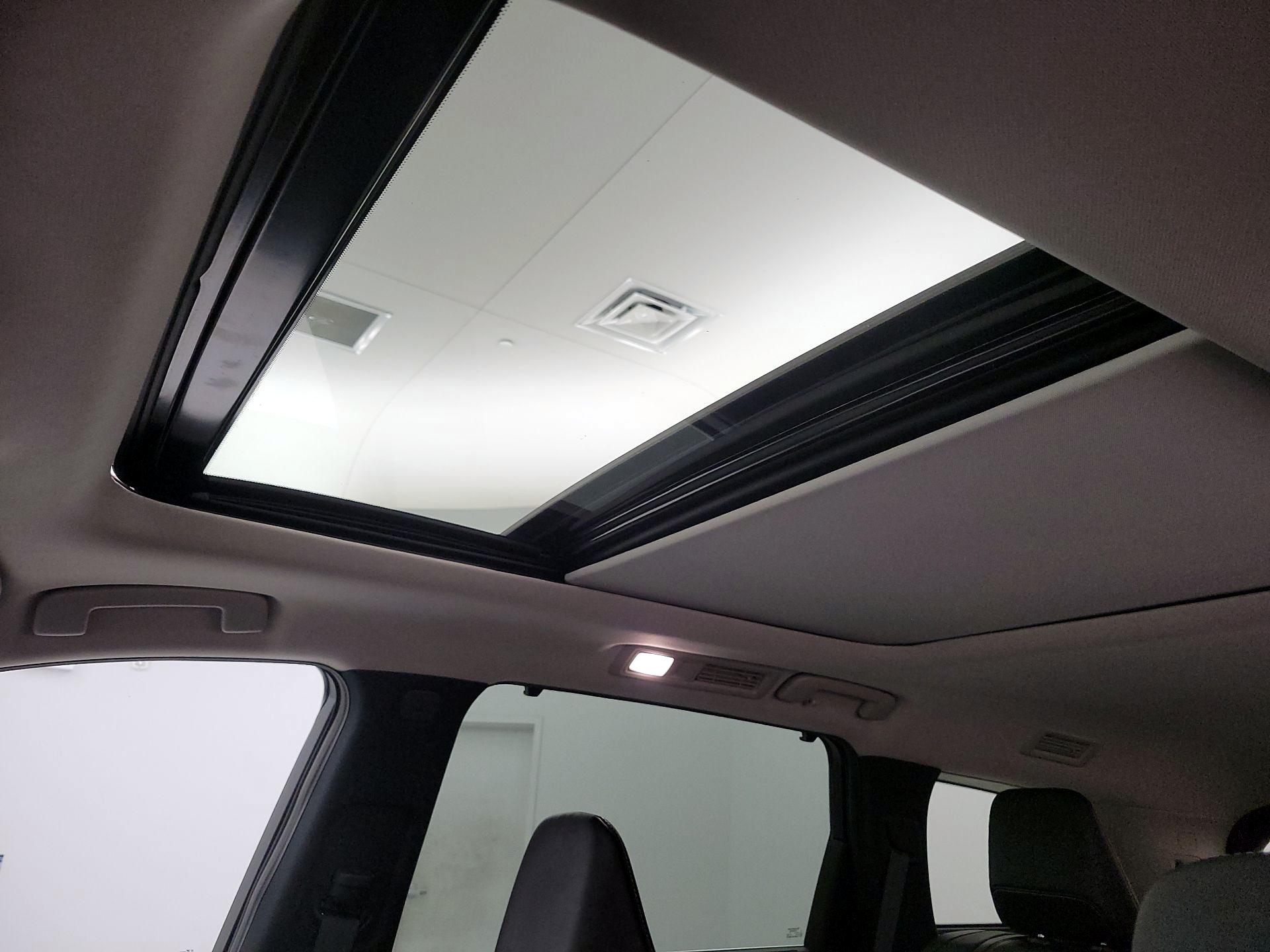 Thumbnail: 2023 INFINITI QX60 - 19