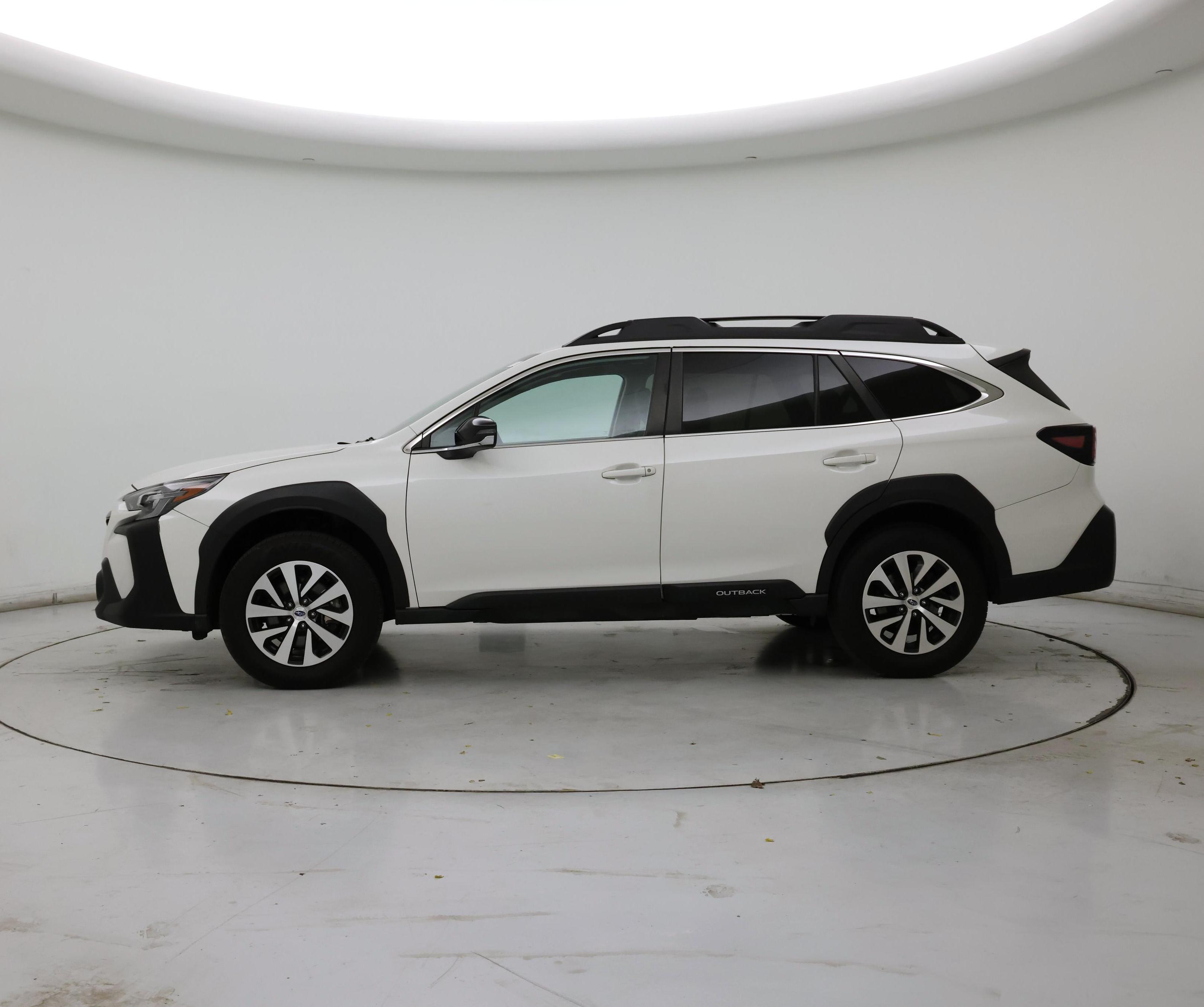 Thumbnail: 2023 Subaru Outback - 3