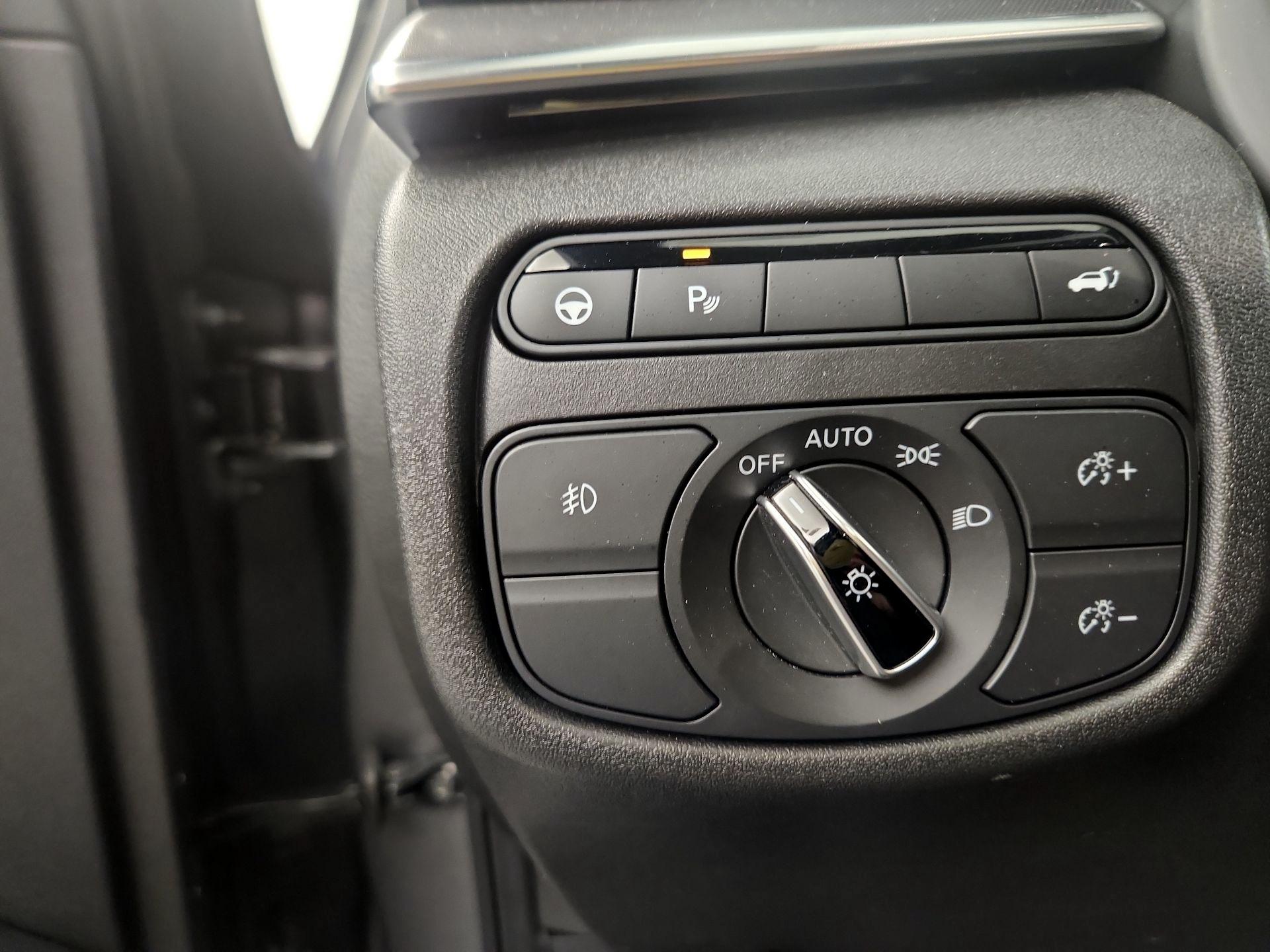 Thumbnail: 2023 INFINITI QX55 - 11