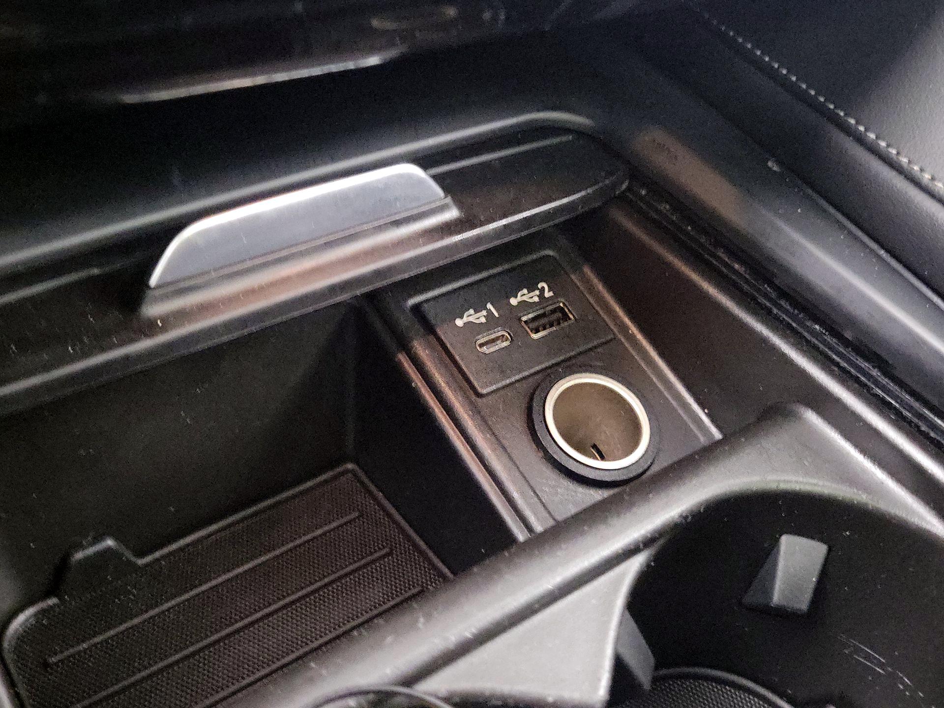 Thumbnail: 2022 INFINITI QX50 - 16