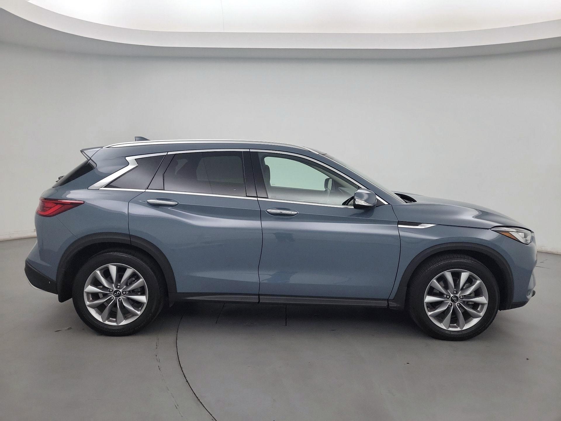 Thumbnail: 2022 INFINITI QX50 - 4