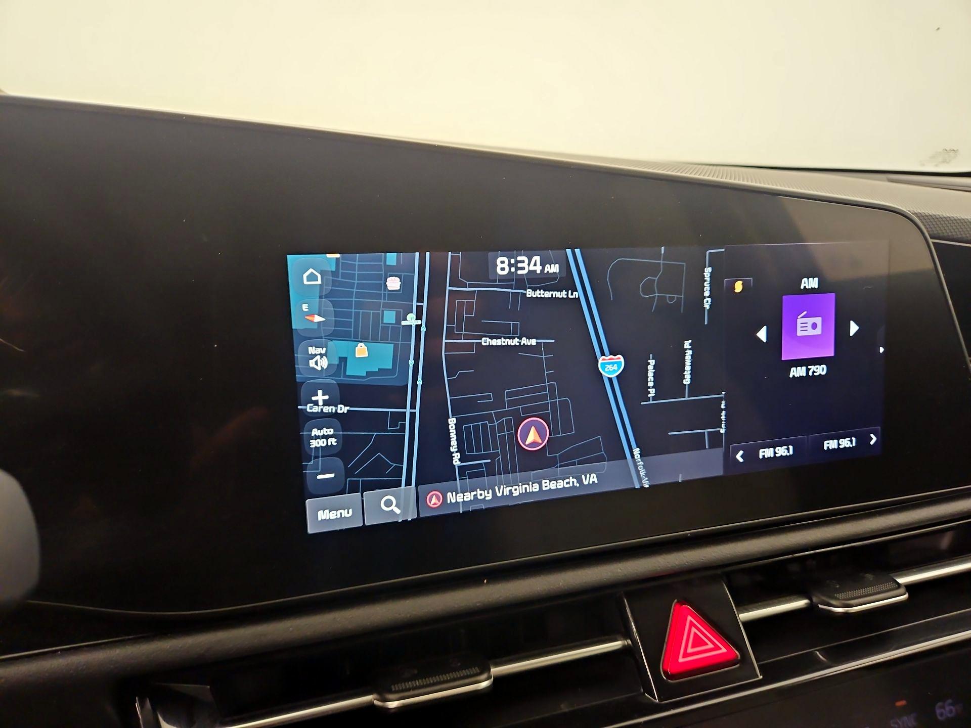 Thumbnail: 2023 Kia Niro - 13