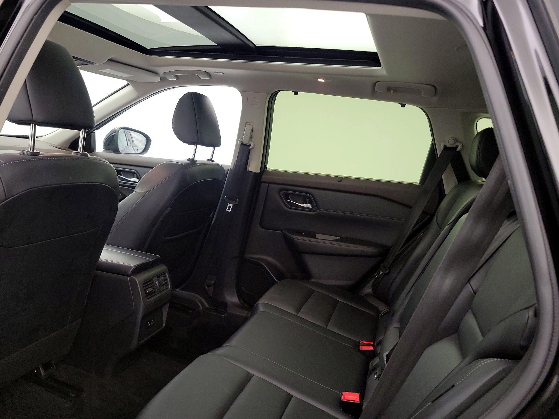 Thumbnail: 2023 Nissan Rogue - 19