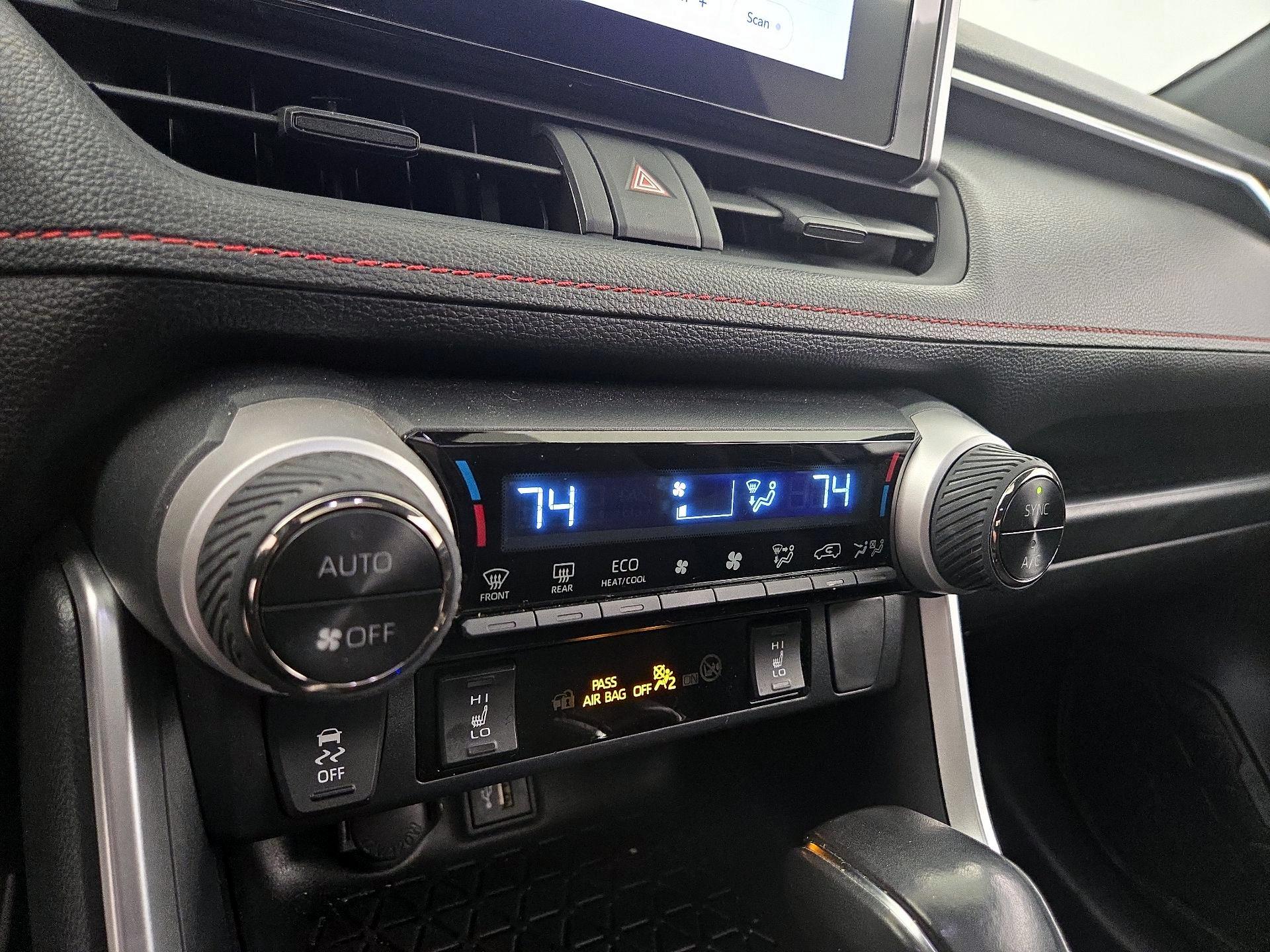 Thumbnail: 2023 Toyota RAV4 - 16