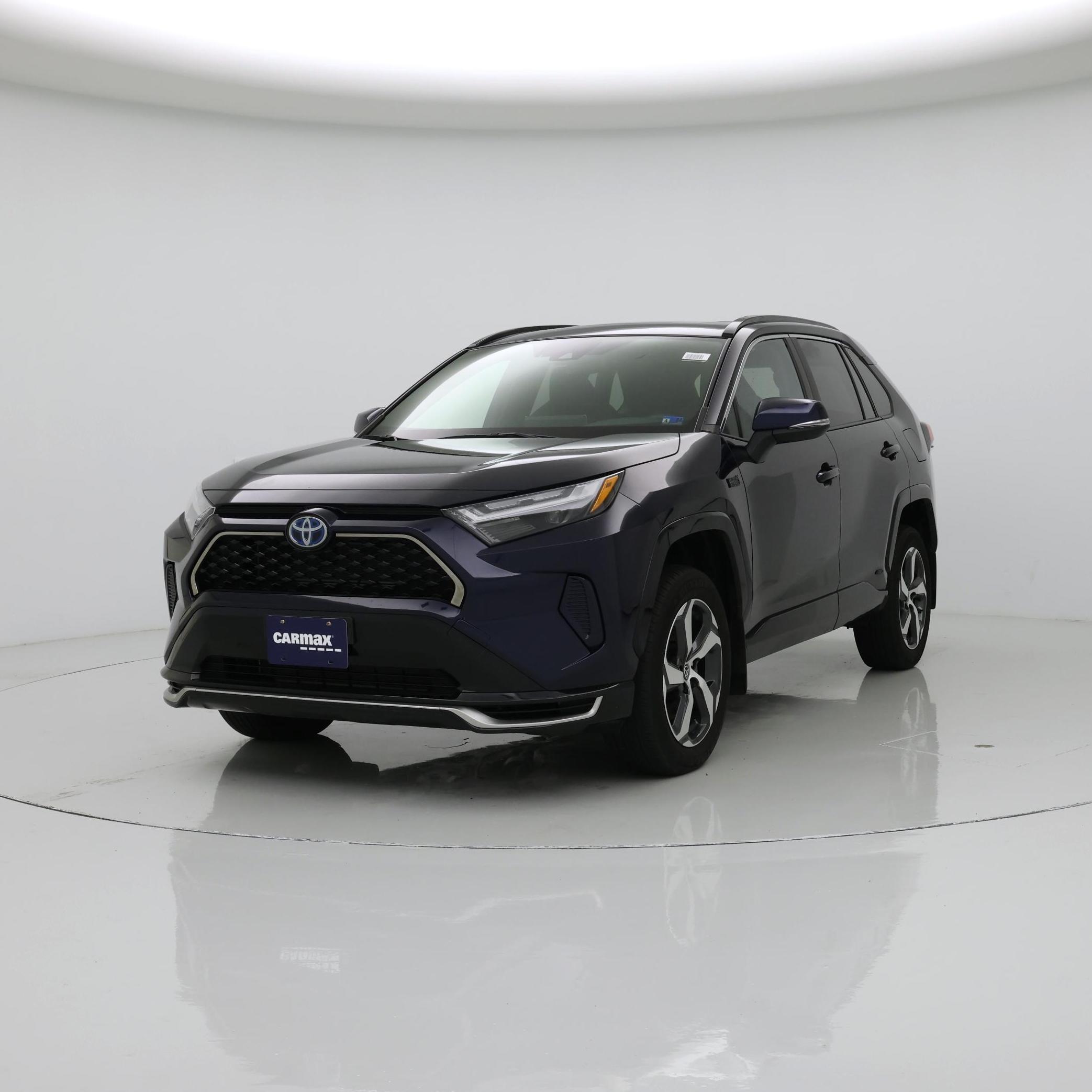 Thumbnail: 2023 Toyota RAV4 - 4
