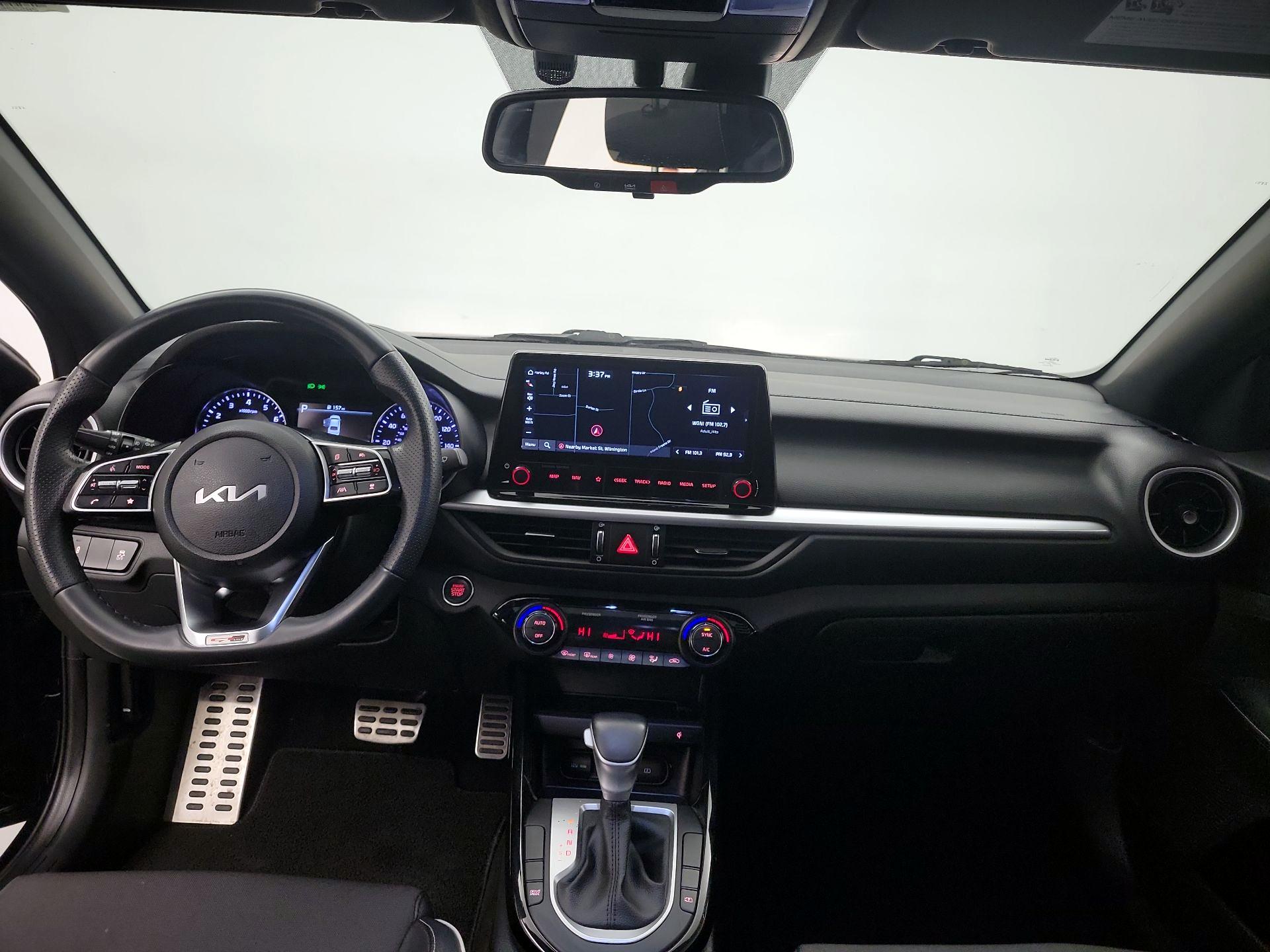 Thumbnail: 2023 Kia Forte - 9