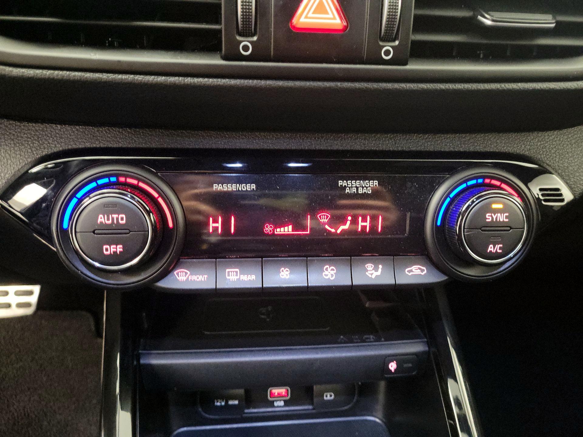 Thumbnail: 2023 Kia Forte - 17