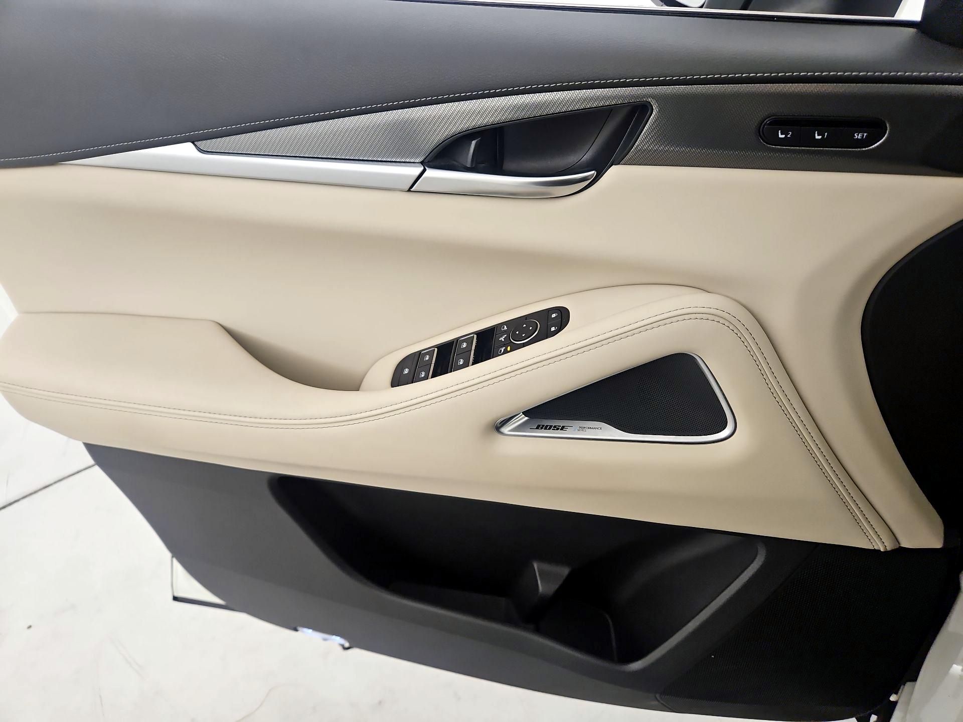 Thumbnail: 2023 INFINITI QX60 - 12