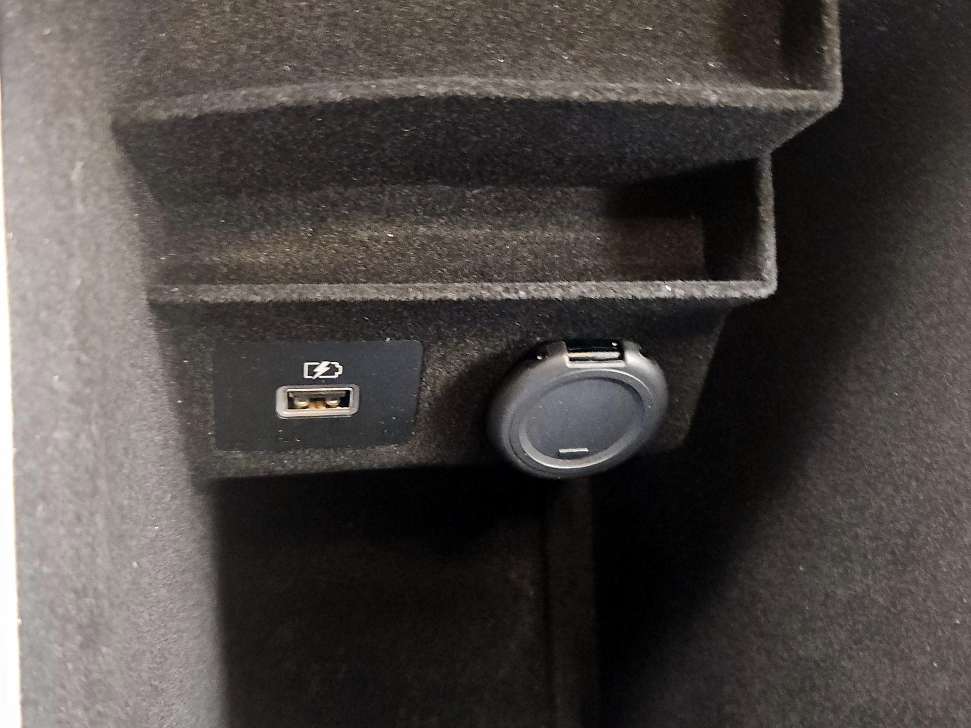 Thumbnail: 2023 INFINITI QX60 - 18