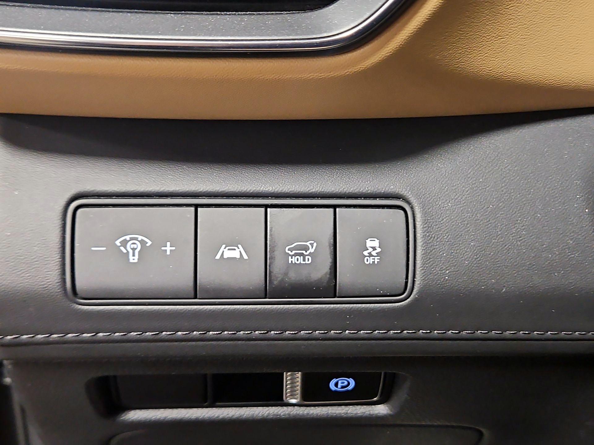 Thumbnail: 2023 Hyundai Santa Fe - 13