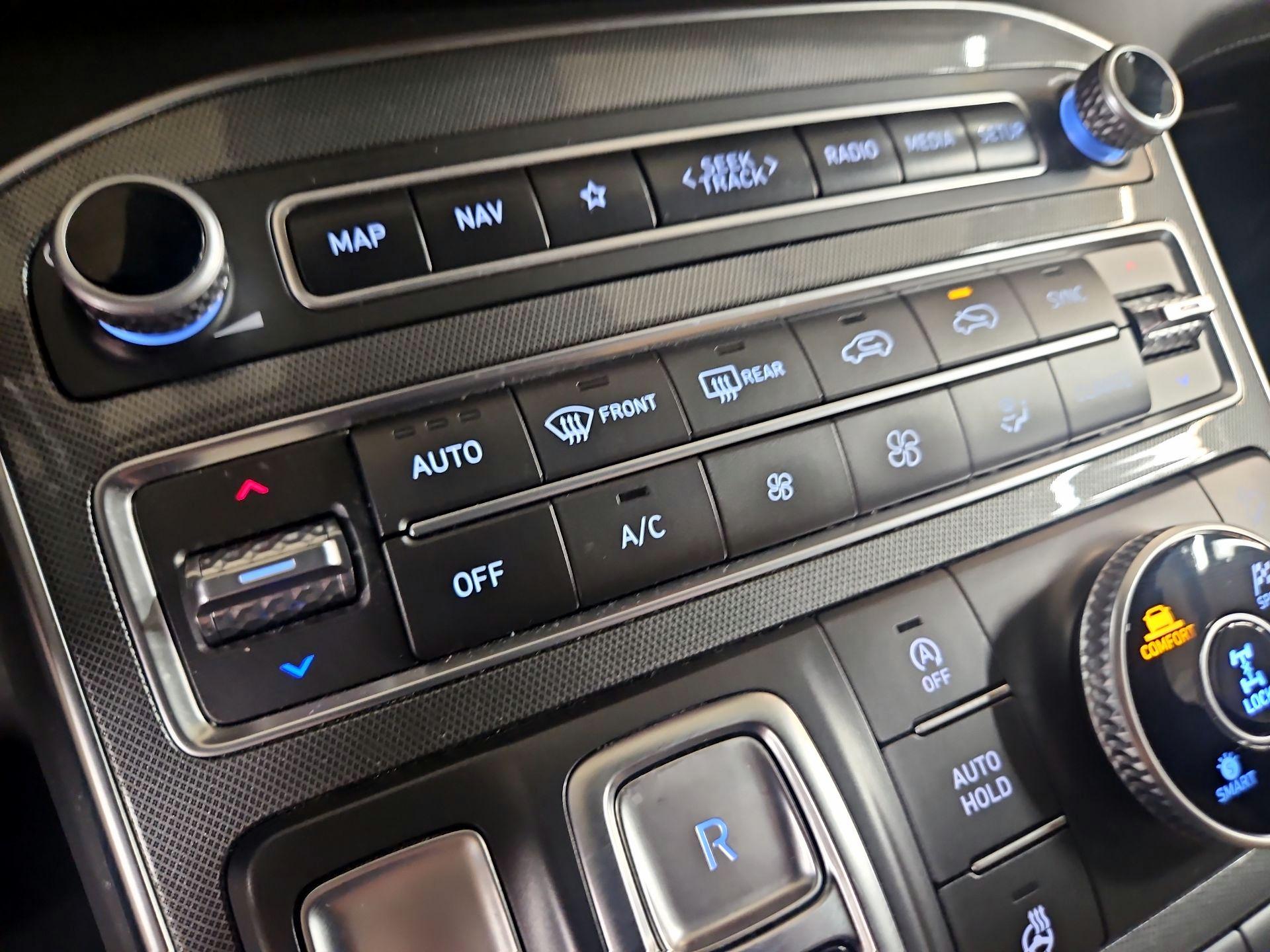 Thumbnail: 2023 Hyundai Santa Fe - 17