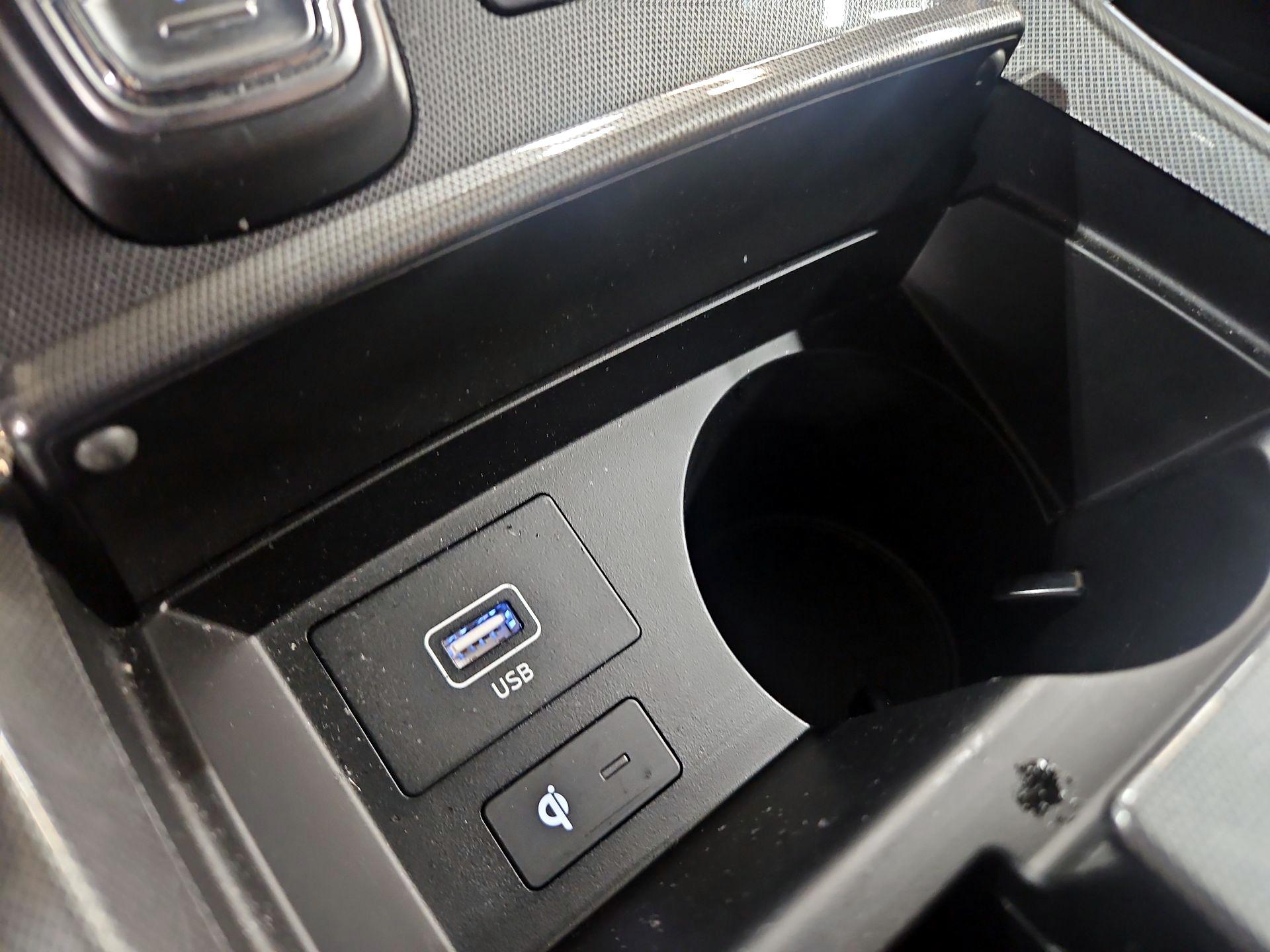 Thumbnail: 2023 Hyundai Santa Fe - 19