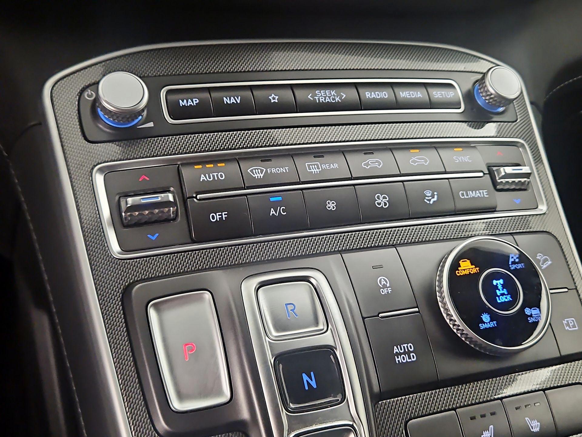 Thumbnail: 2023 Hyundai Santa Fe - 17