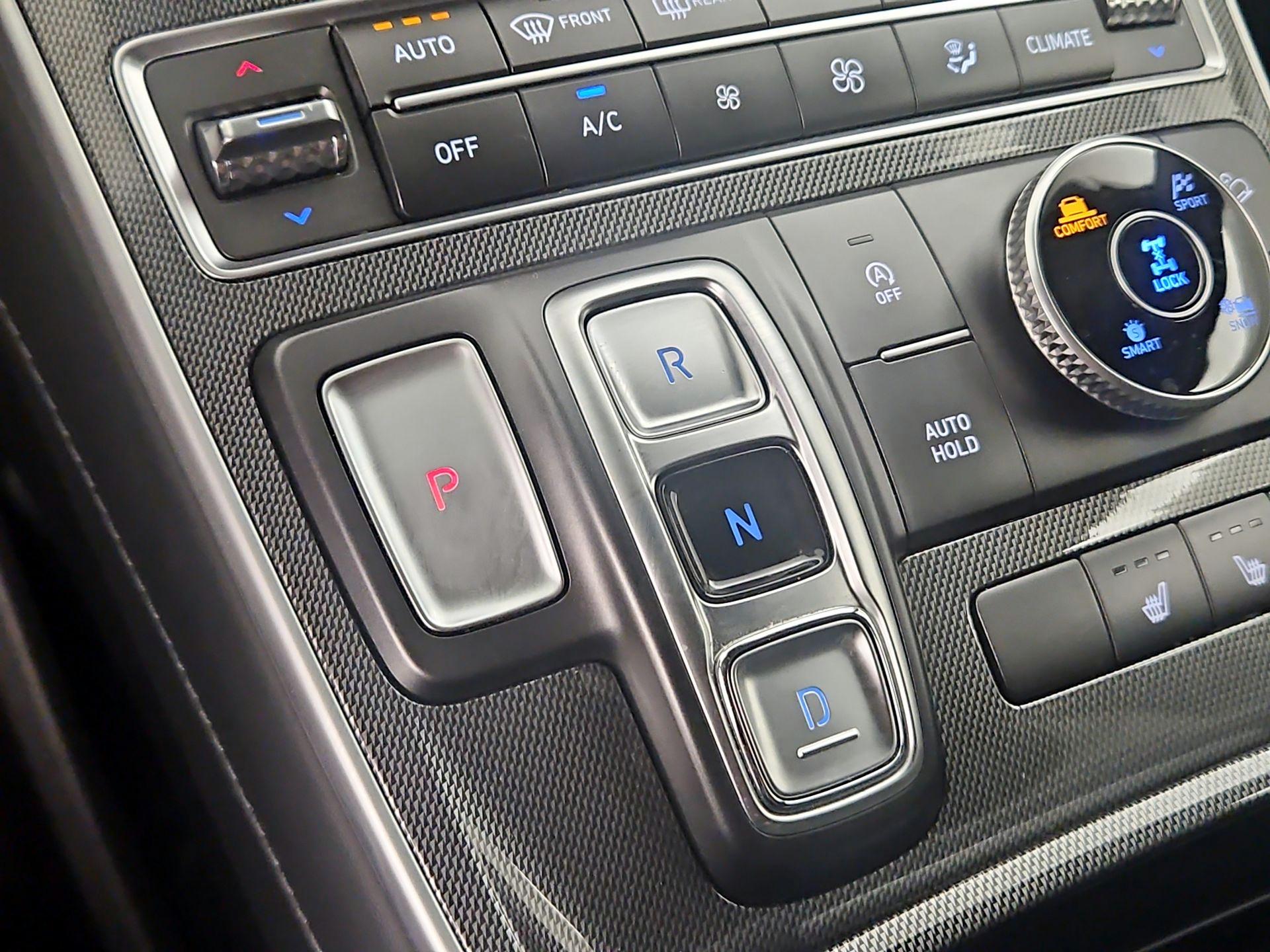 Thumbnail: 2023 Hyundai Santa Fe - 18