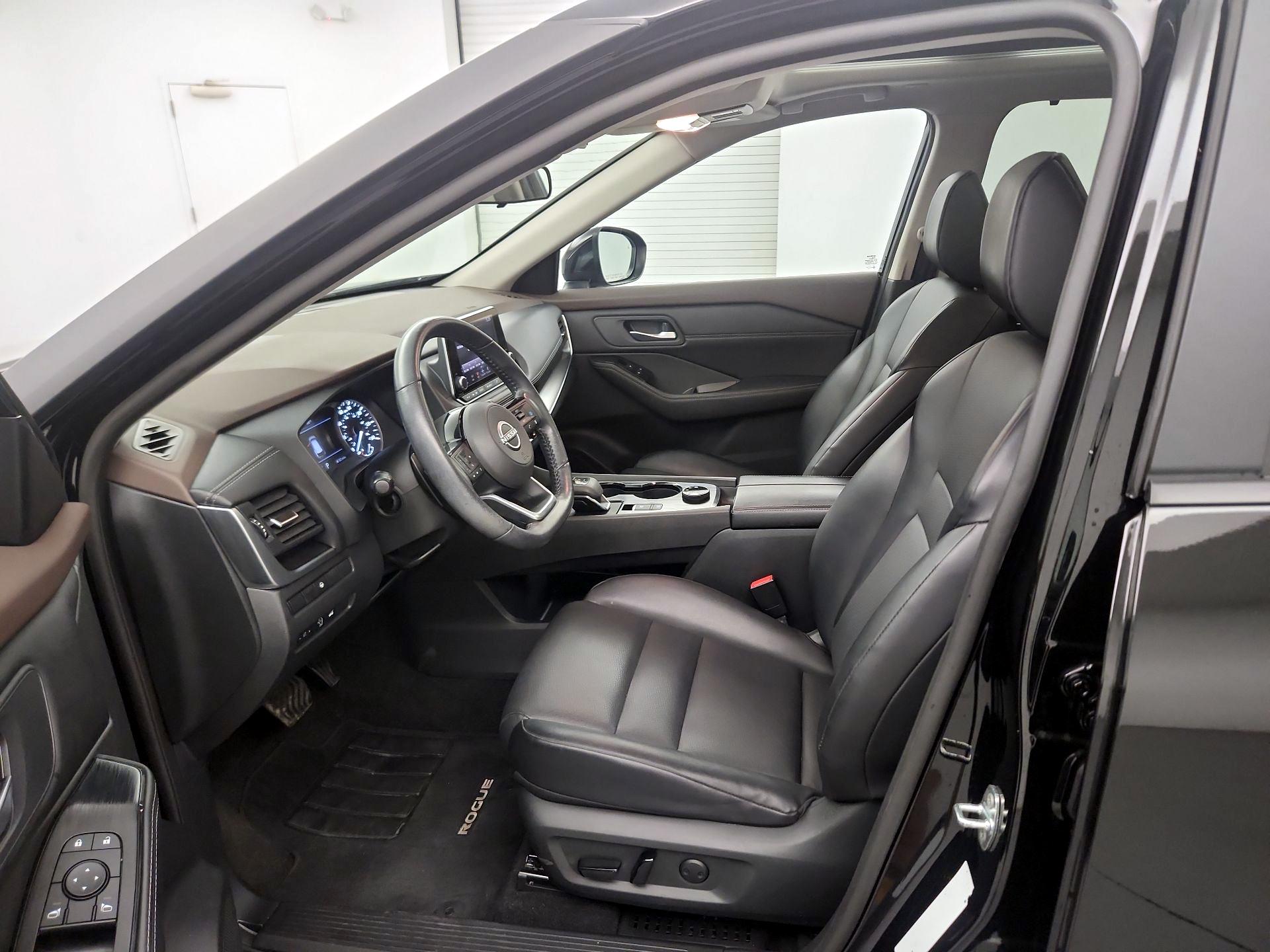 Thumbnail: 2023 Nissan Rogue - 9