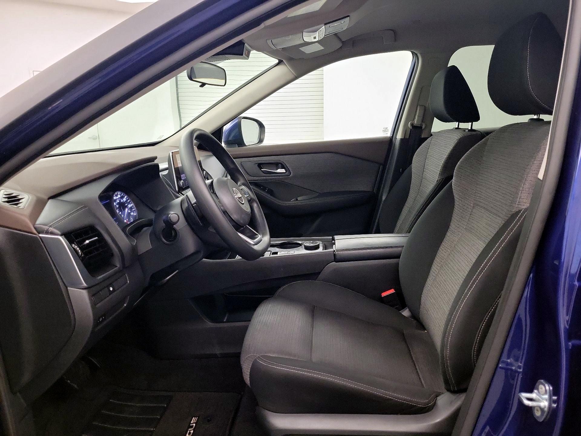 Thumbnail: 2023 Nissan Rogue - 9