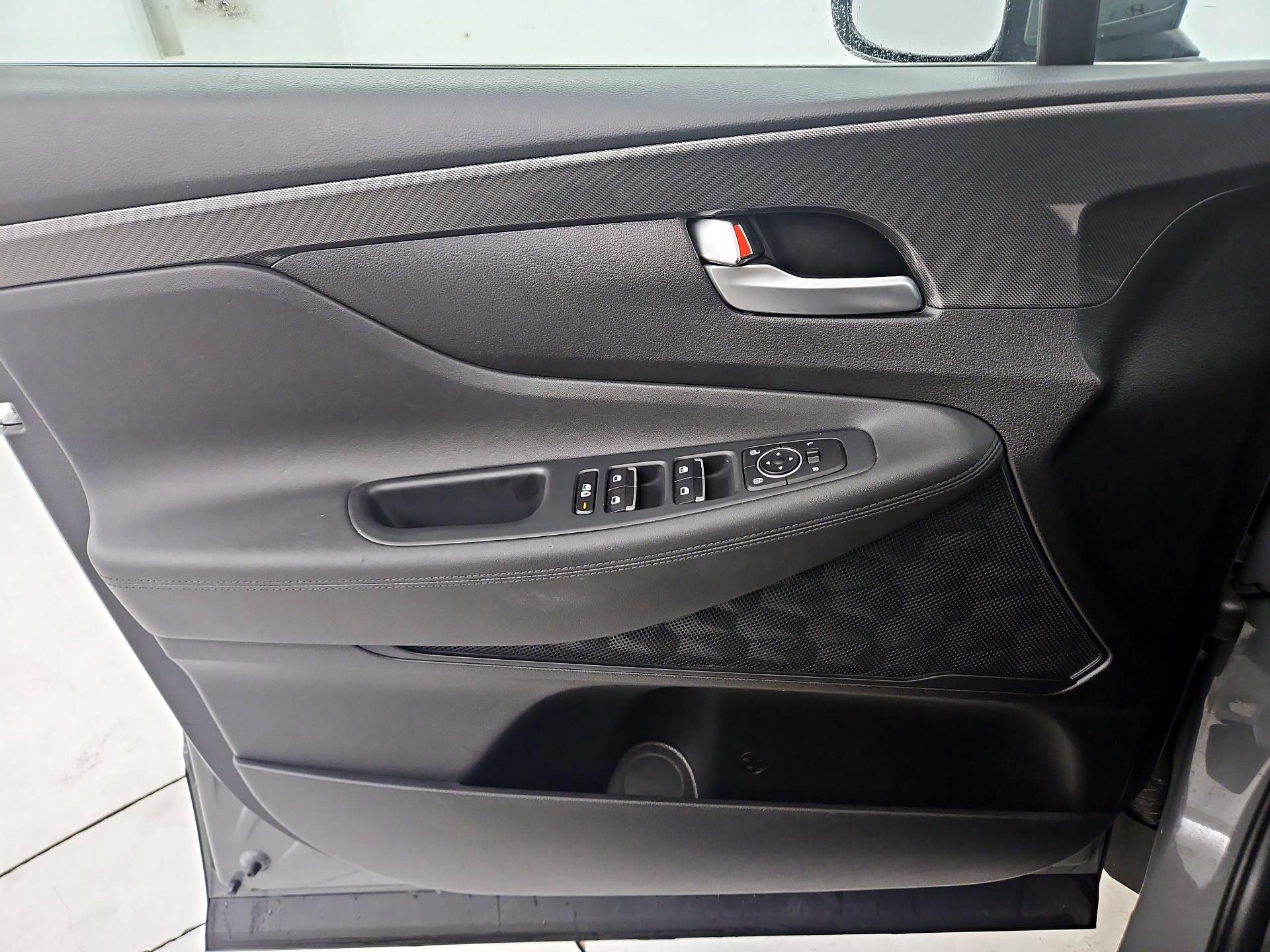 Thumbnail: 2023 Hyundai Santa Fe - 12