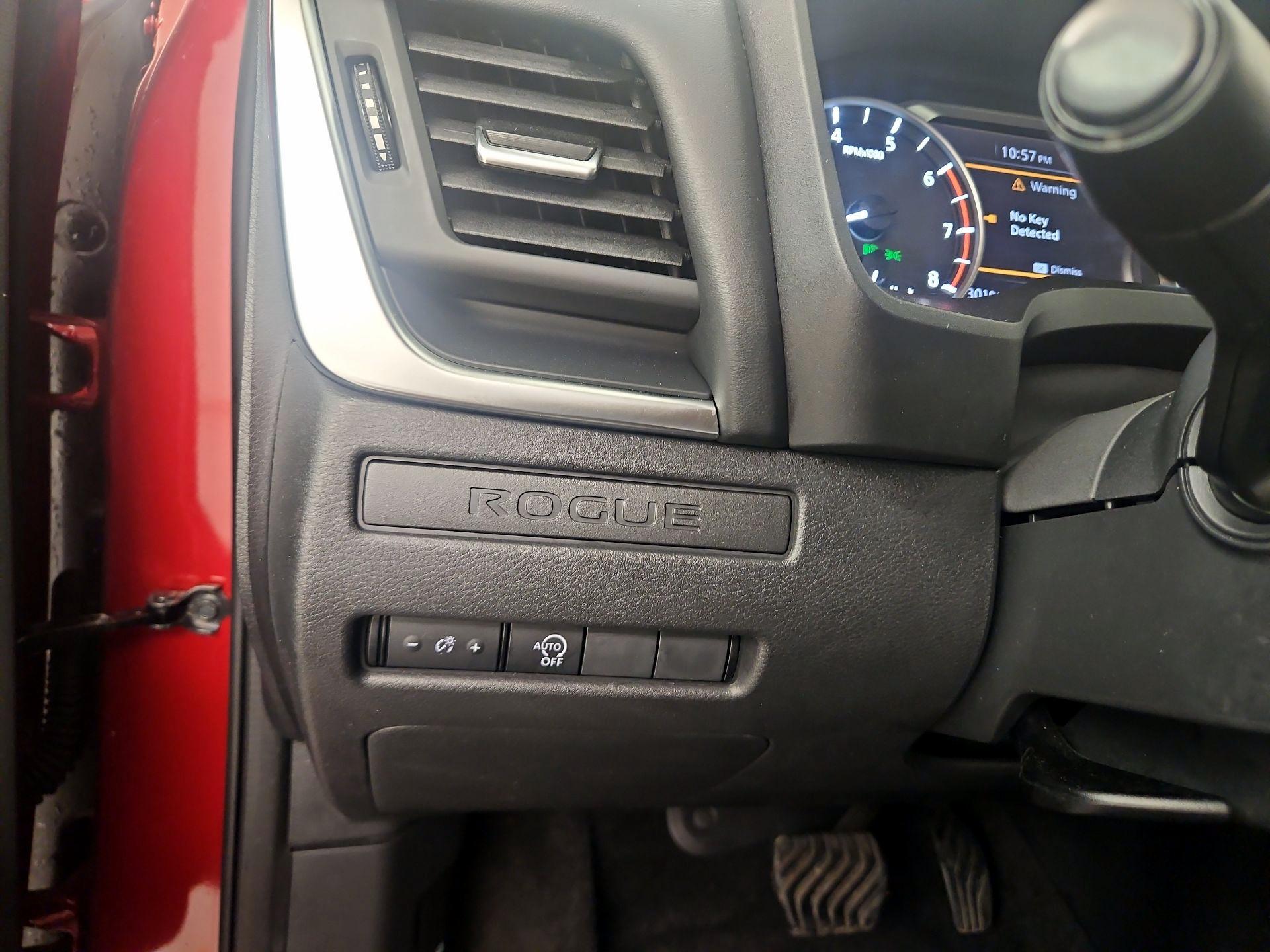 Thumbnail: 2023 Nissan Rogue - 13