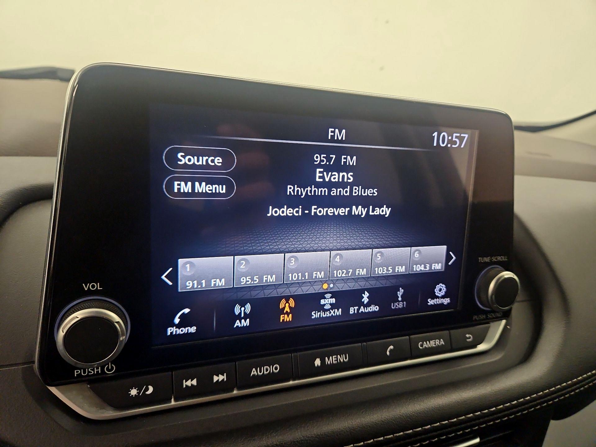 Thumbnail: 2023 Nissan Rogue - 15