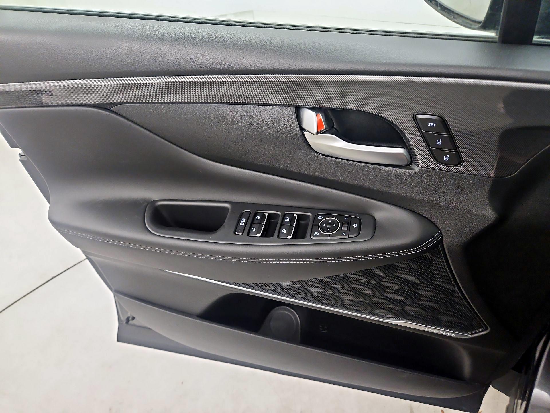 Thumbnail: 2023 Hyundai Santa Fe - 12