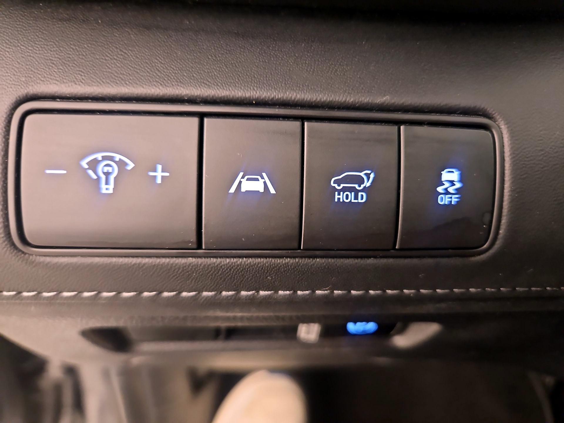 Thumbnail: 2023 Hyundai Santa Fe - 13