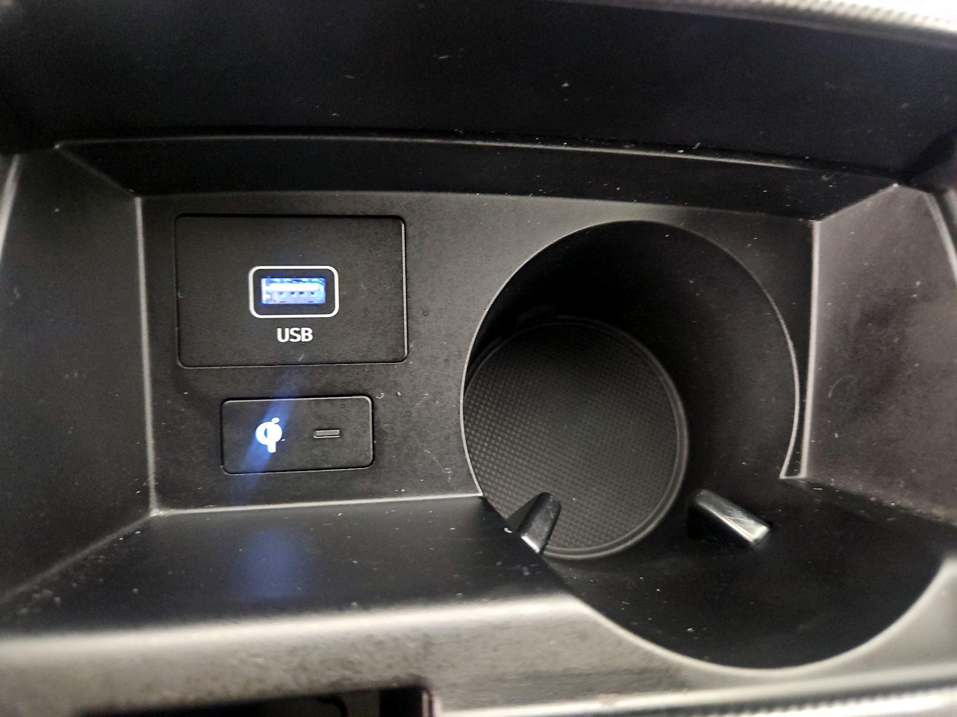 Thumbnail: 2023 Hyundai Santa Fe - 19