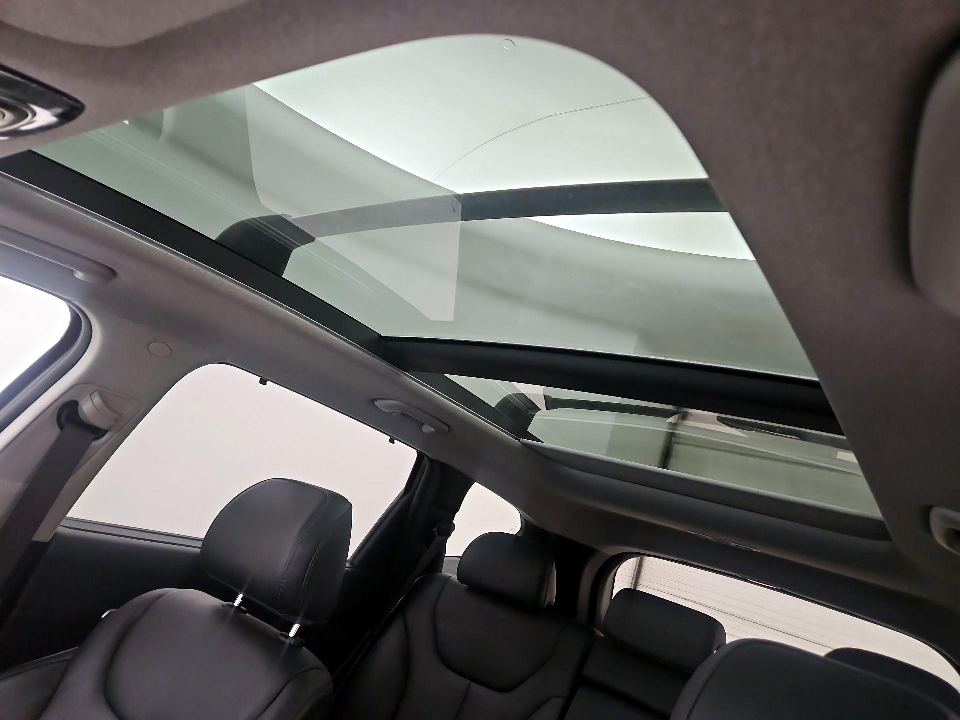 Thumbnail: 2023 Hyundai Santa Fe - 20