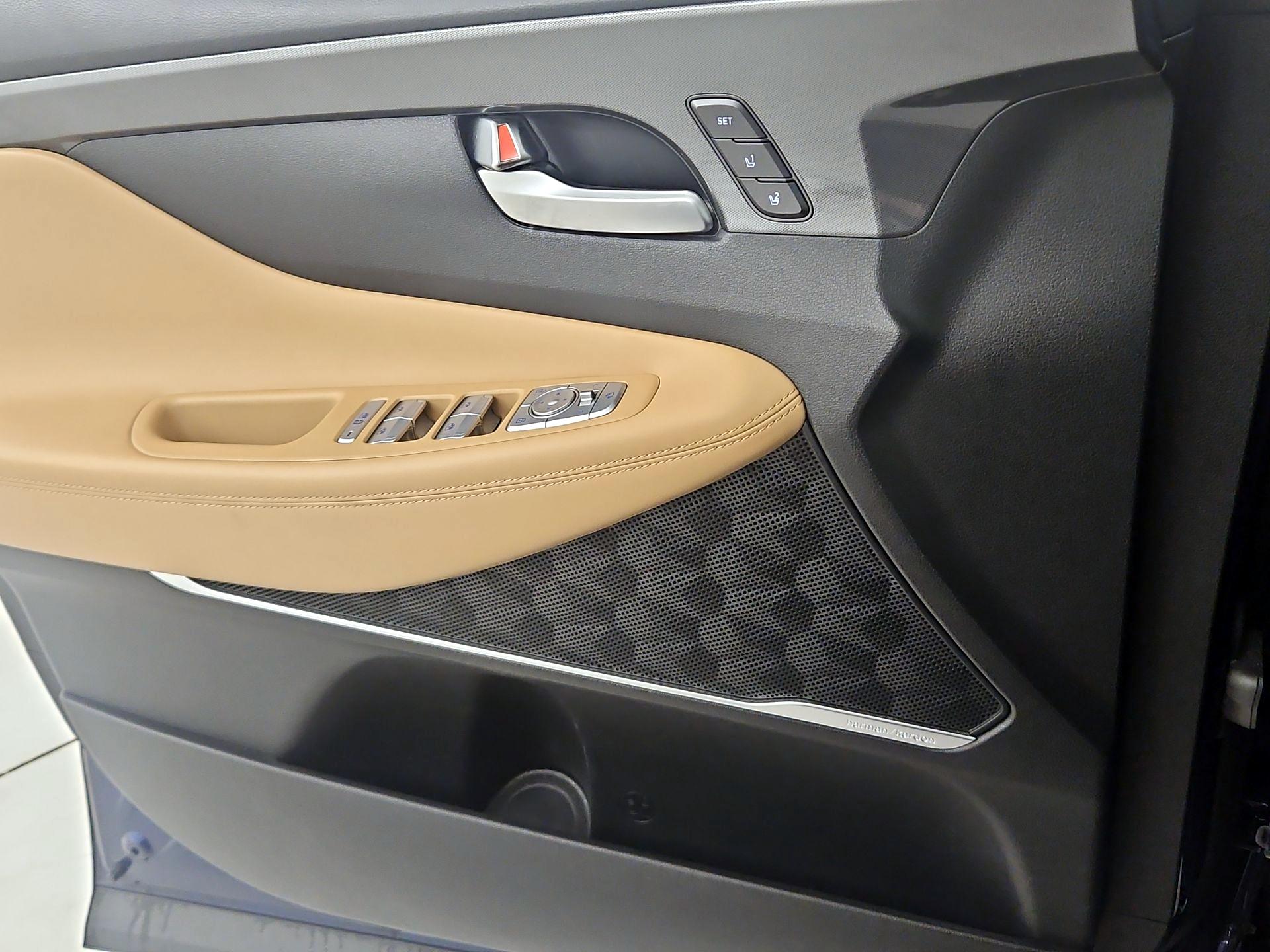 Thumbnail: 2023 Hyundai Santa Fe - 12