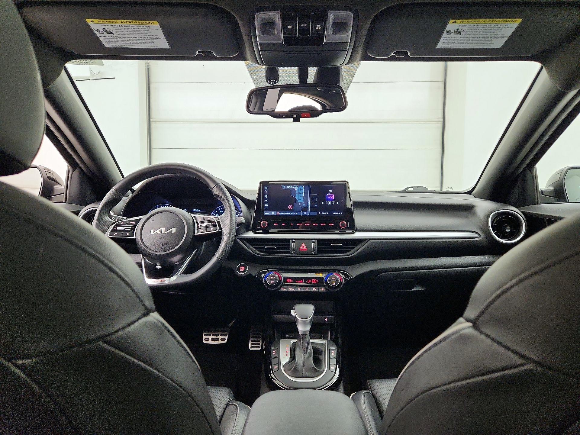 Thumbnail: 2023 Kia Forte - 9