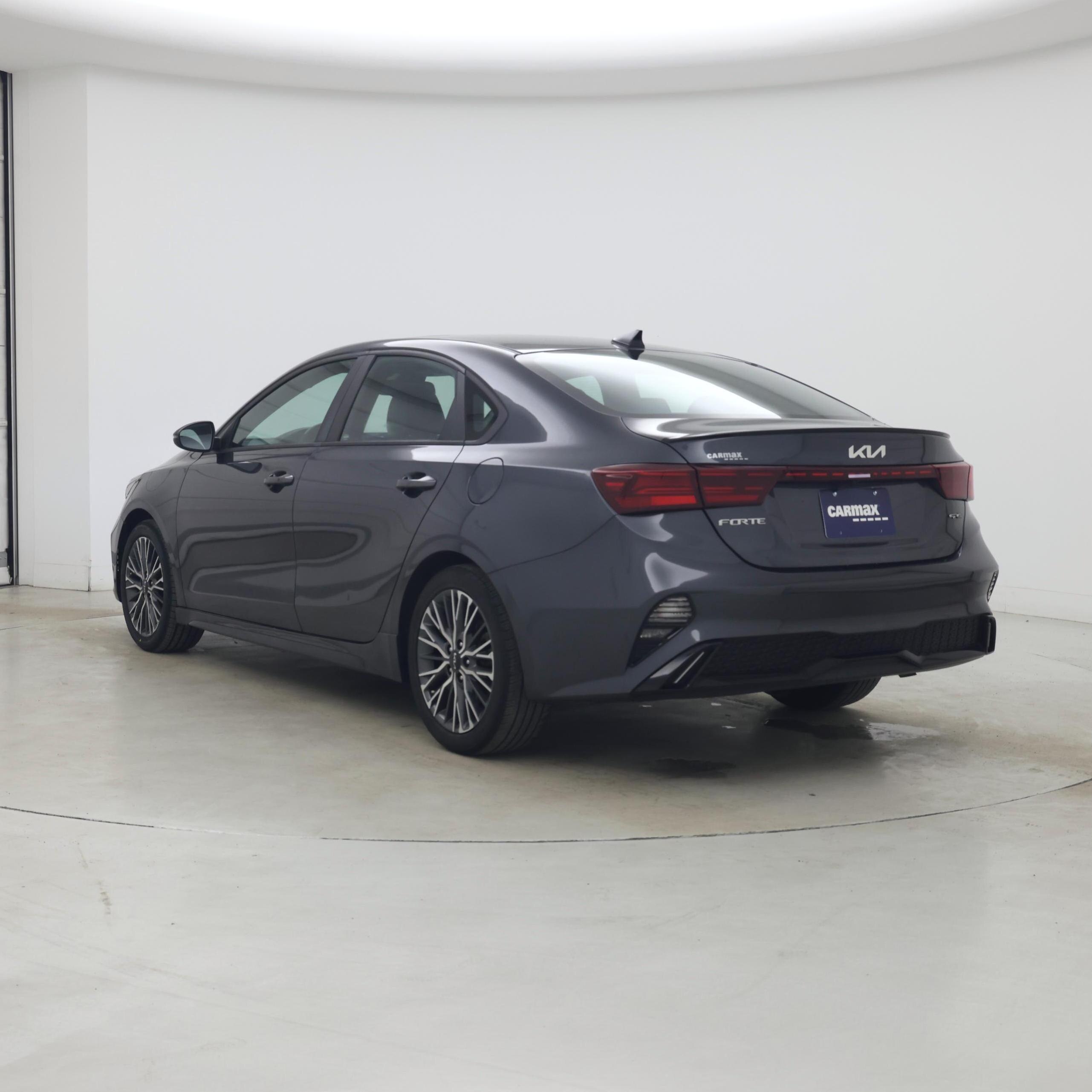 Thumbnail: 2023 Kia Forte - 2