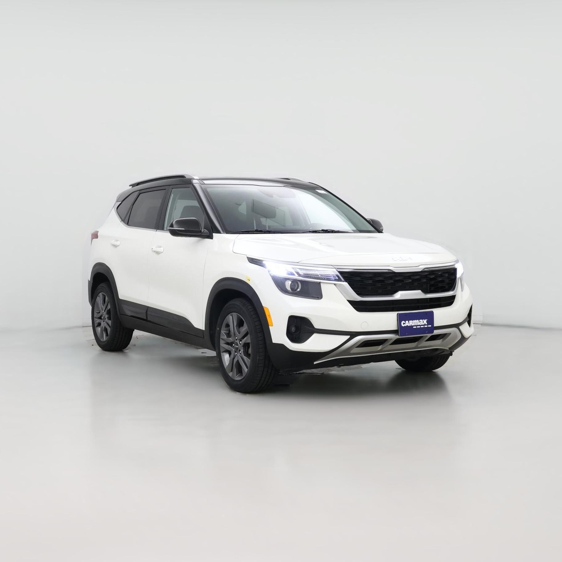 Thumbnail: 2023 Kia Seltos - 1