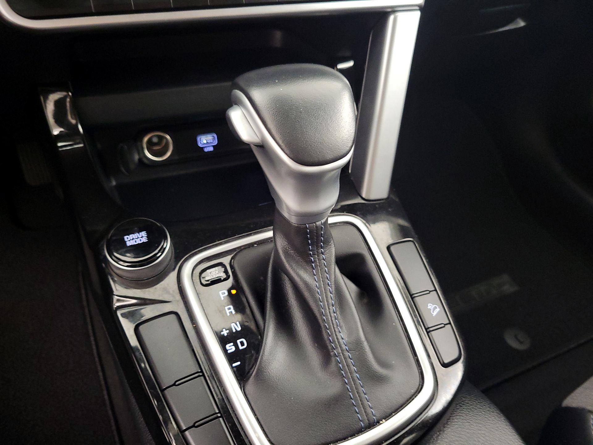 Thumbnail: 2023 Kia Seltos - 17