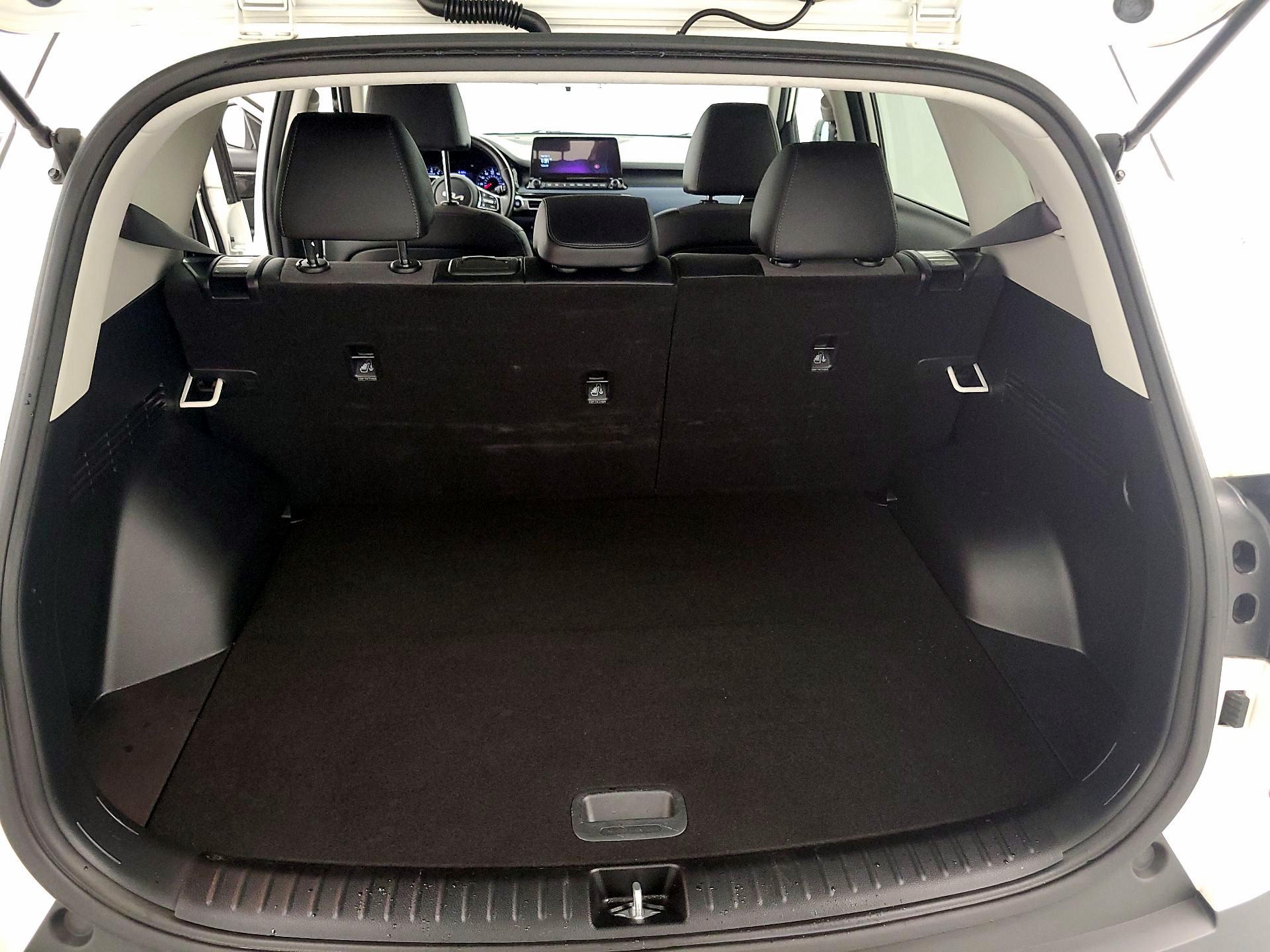 Thumbnail: 2023 Kia Seltos - 20