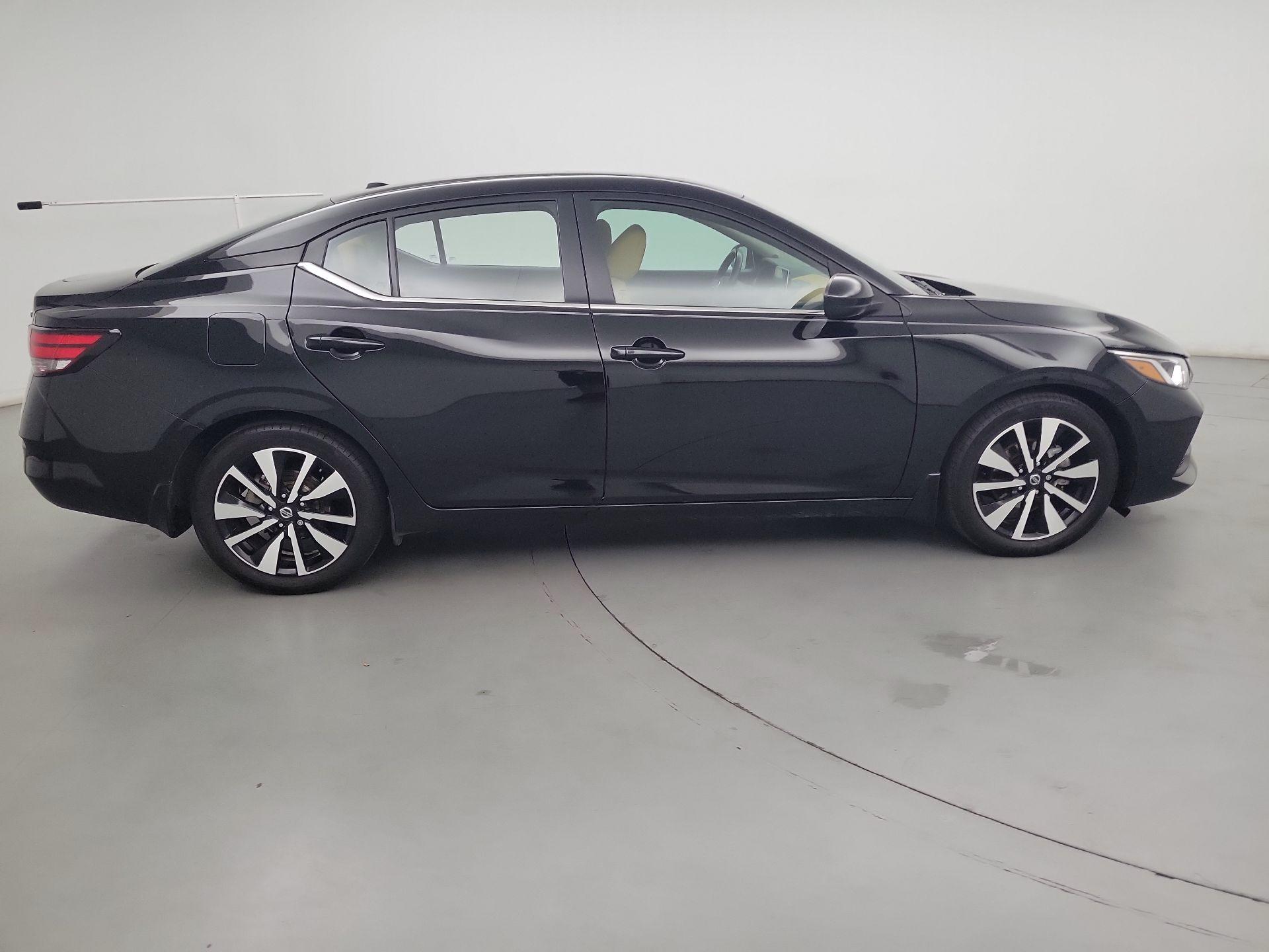 Thumbnail: 2023 Nissan Sentra - 4